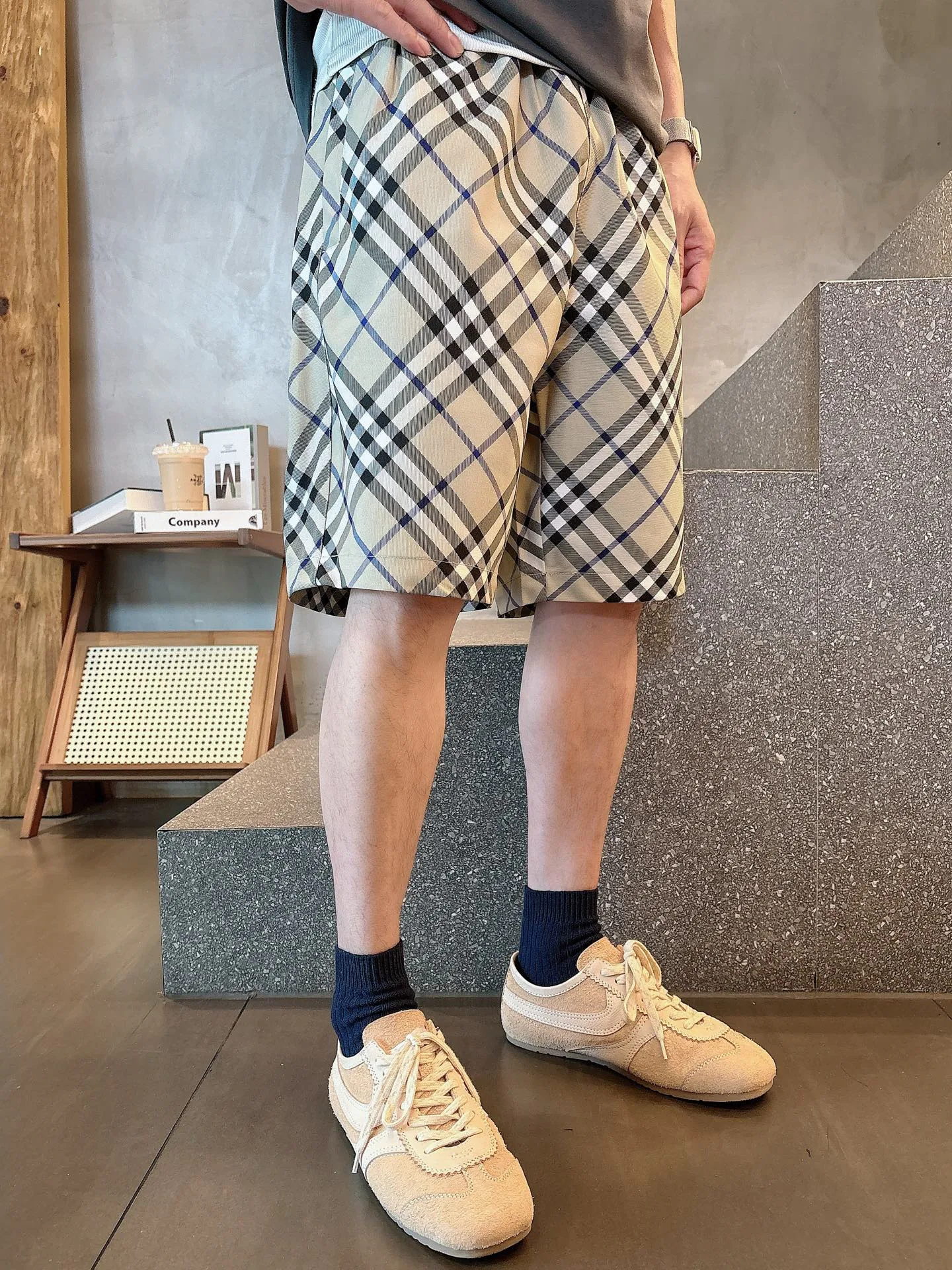 Шорты Мужские Burberry 13479640