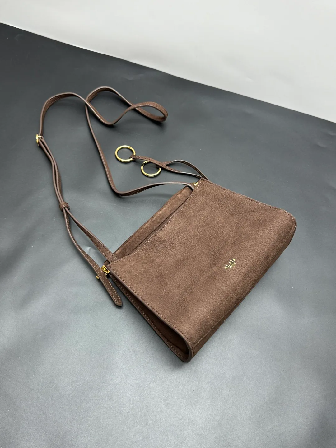 Классические Сумки Женские Alaia 11667402