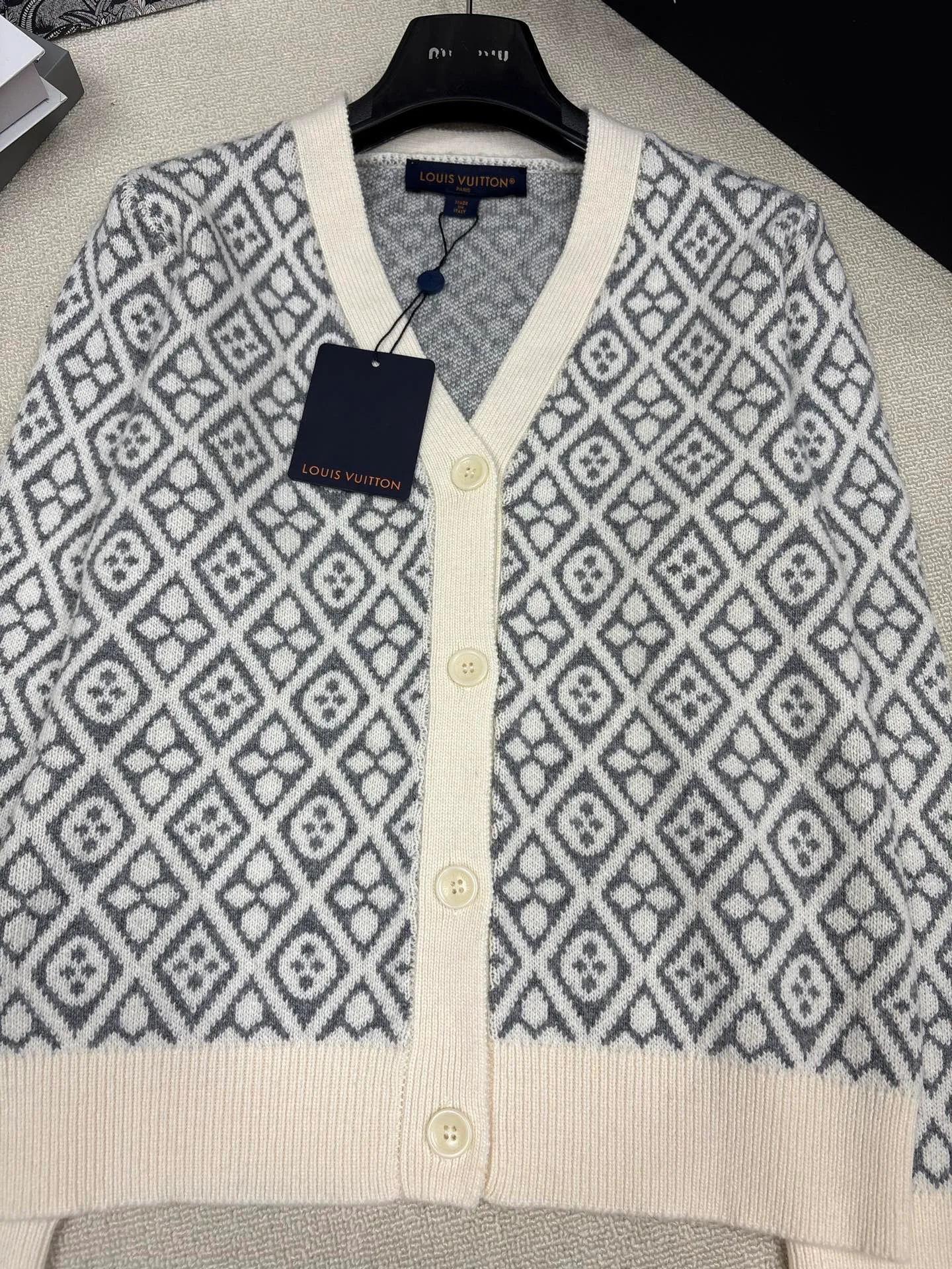 Джемперы И Свитеры Женские Louis Vuitton 17429451