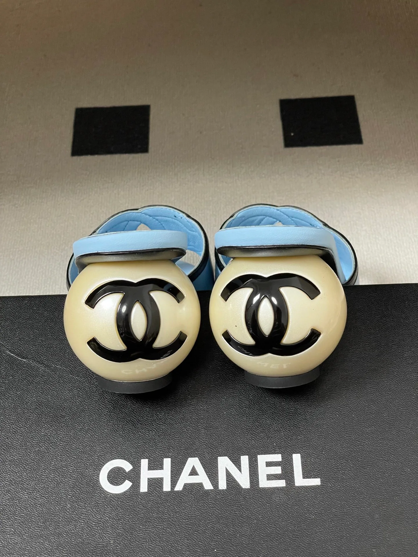 Шлепанцы Женские Chanel 11627633