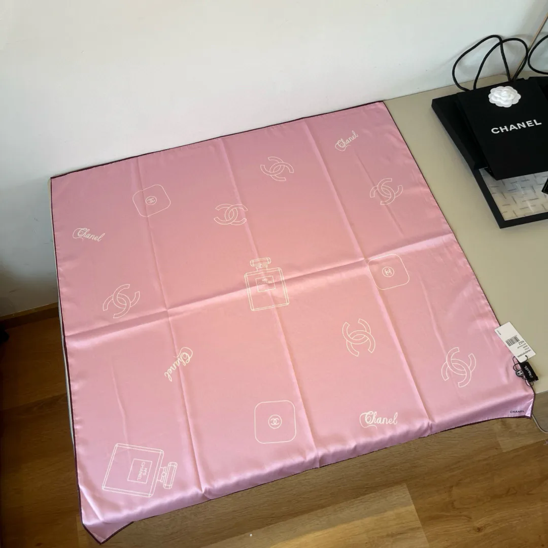 Платки Chanel 11362342