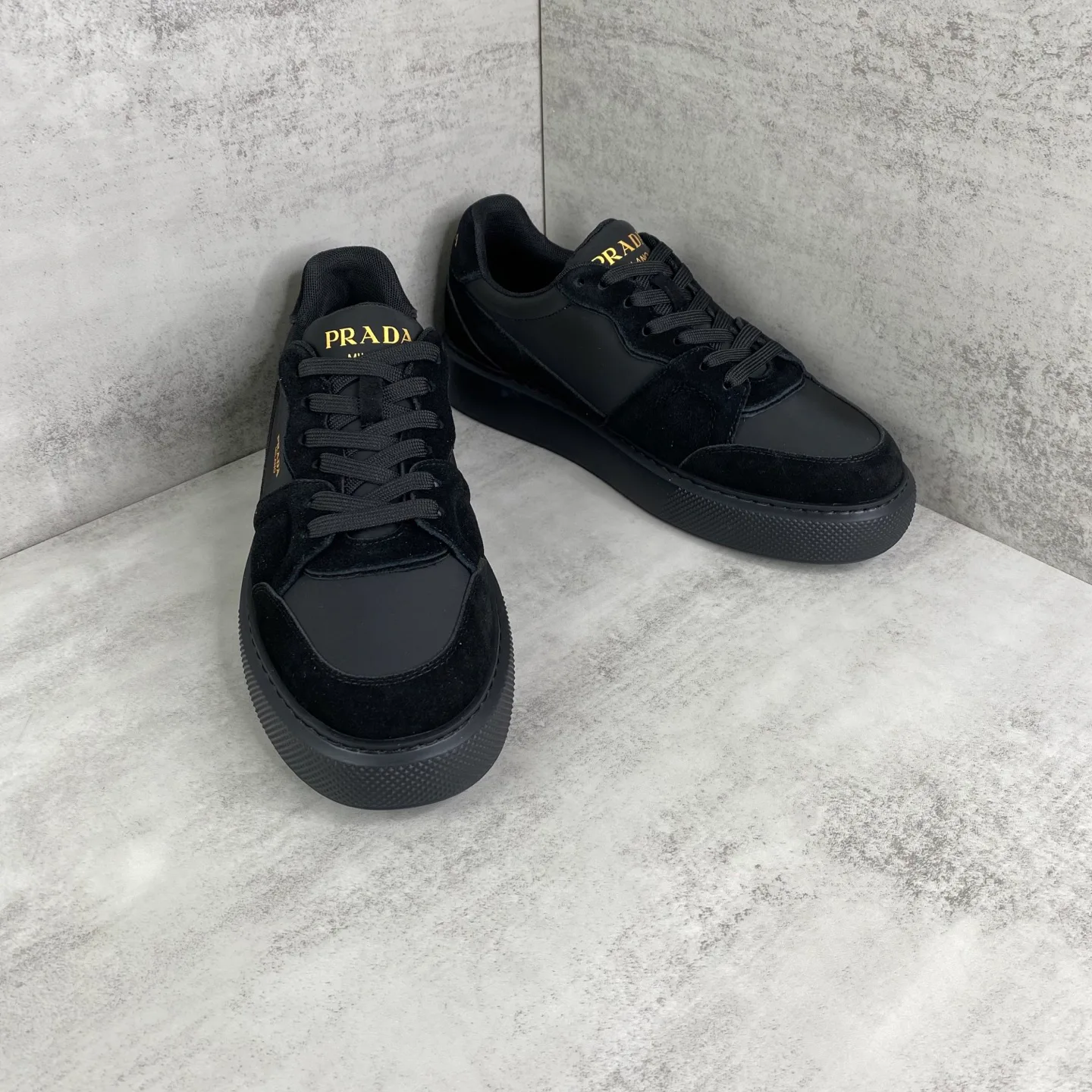 Кроссовки Мужские Prada 11679467