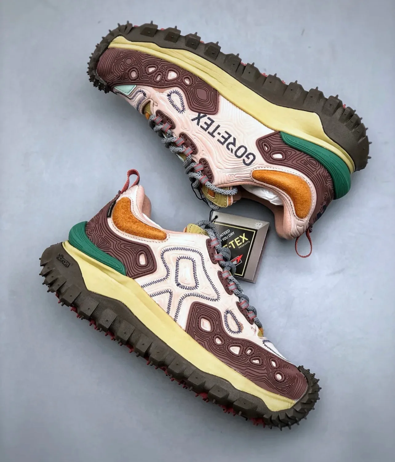 Кроссовки Женские Moncler 500001