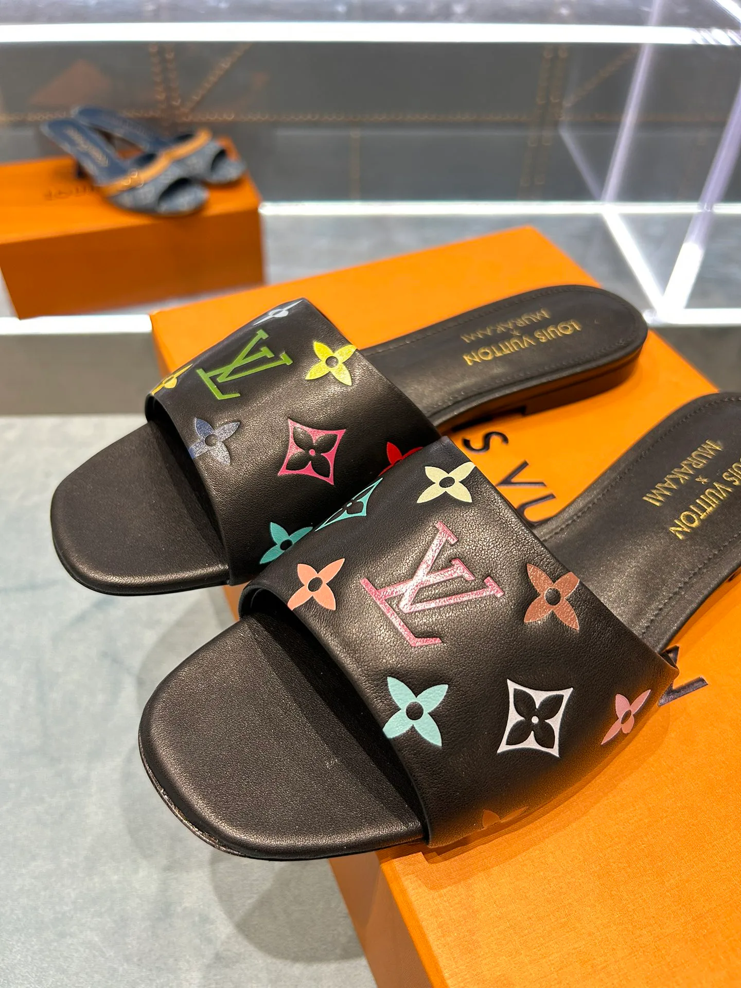 Шлепанцы Женские Louis Vuitton 21131