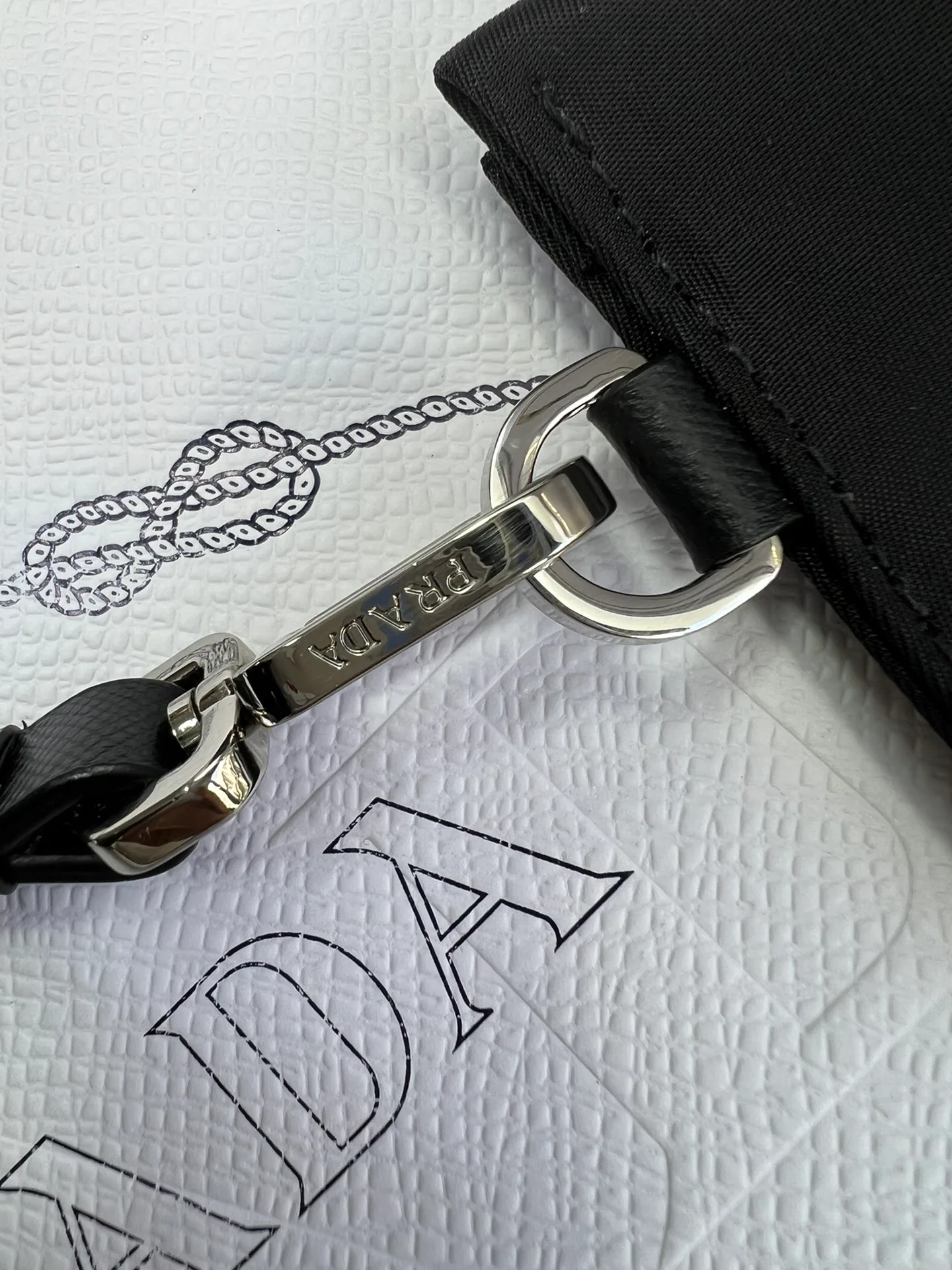 Клатчи Женские Prada 17999857