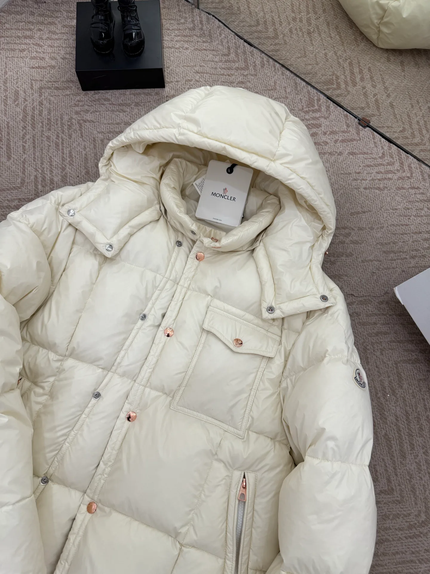 Куртки И Пуховики Женские Moncler 18825225