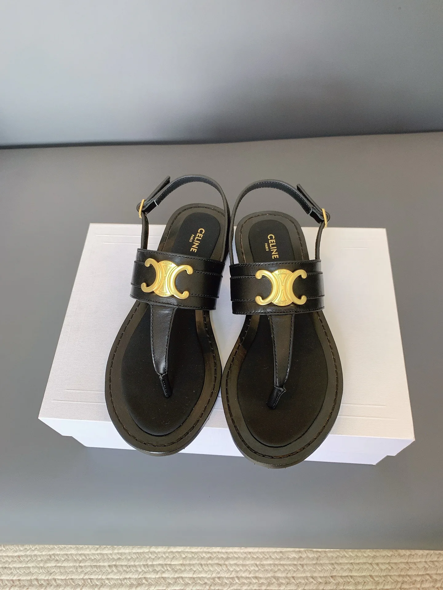 Шлепанцы Женские Celine 17656605