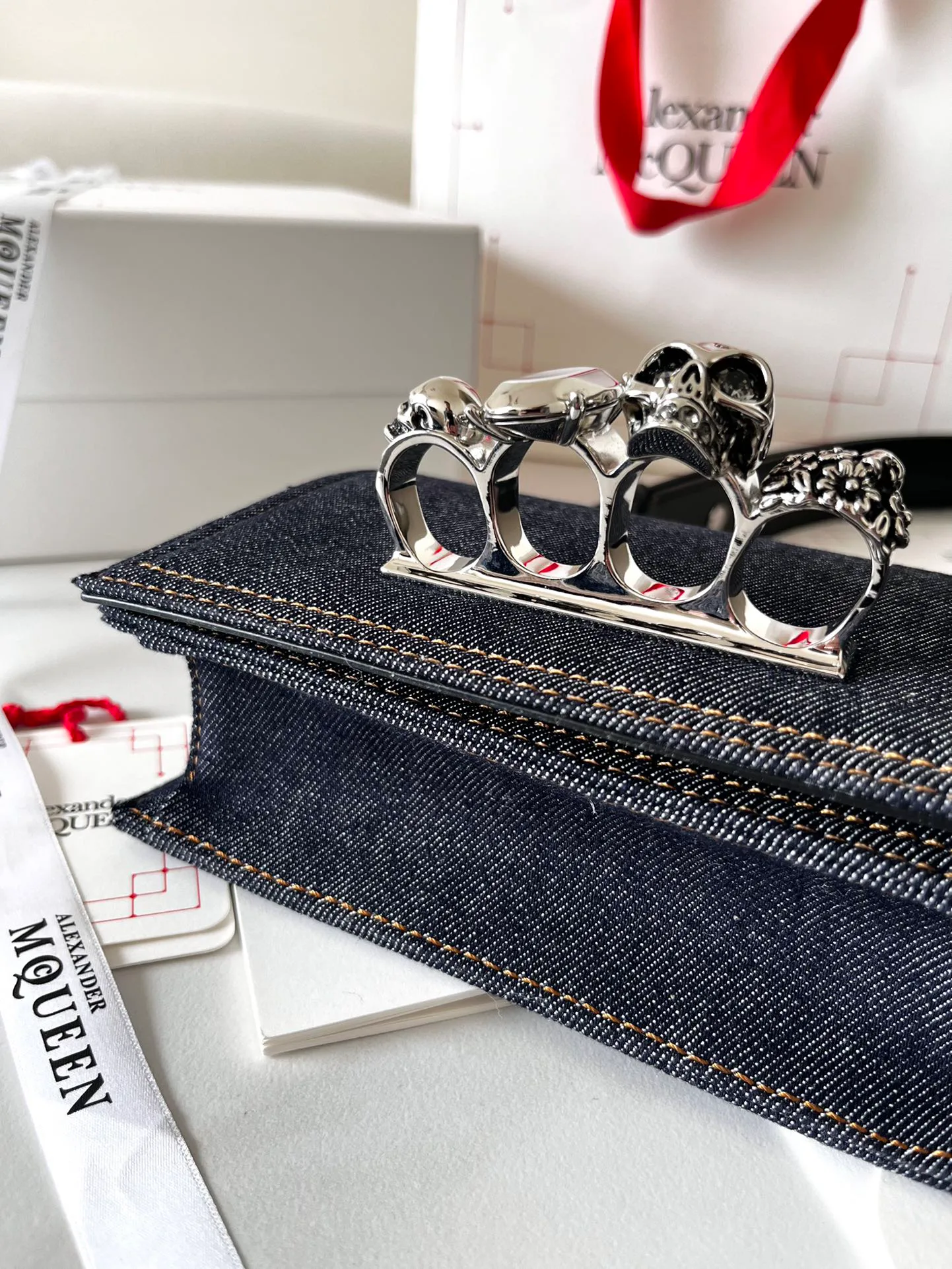 Сумки На Ремне Женские Alexander Mcqueen 11533065