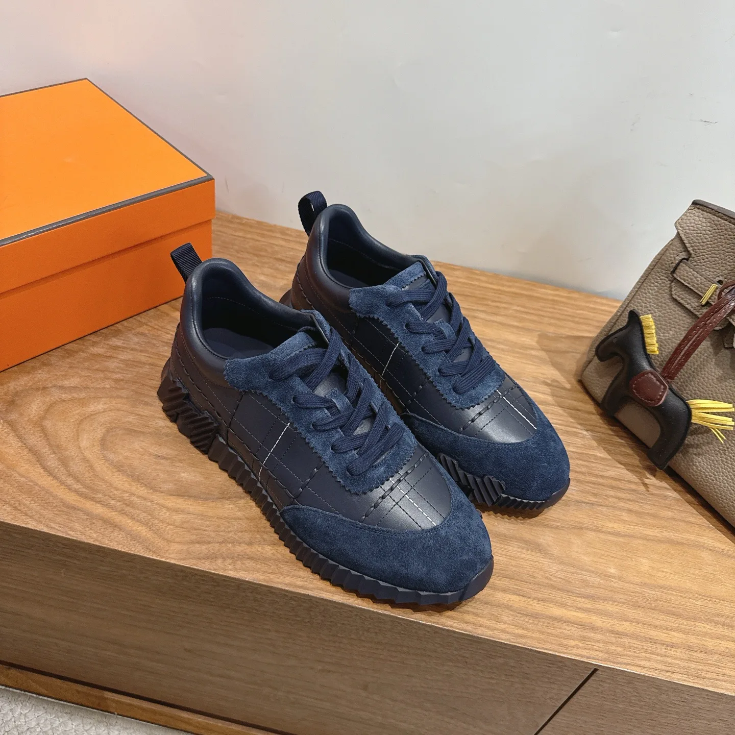 Кроссовки Женские Hermes 17414536
