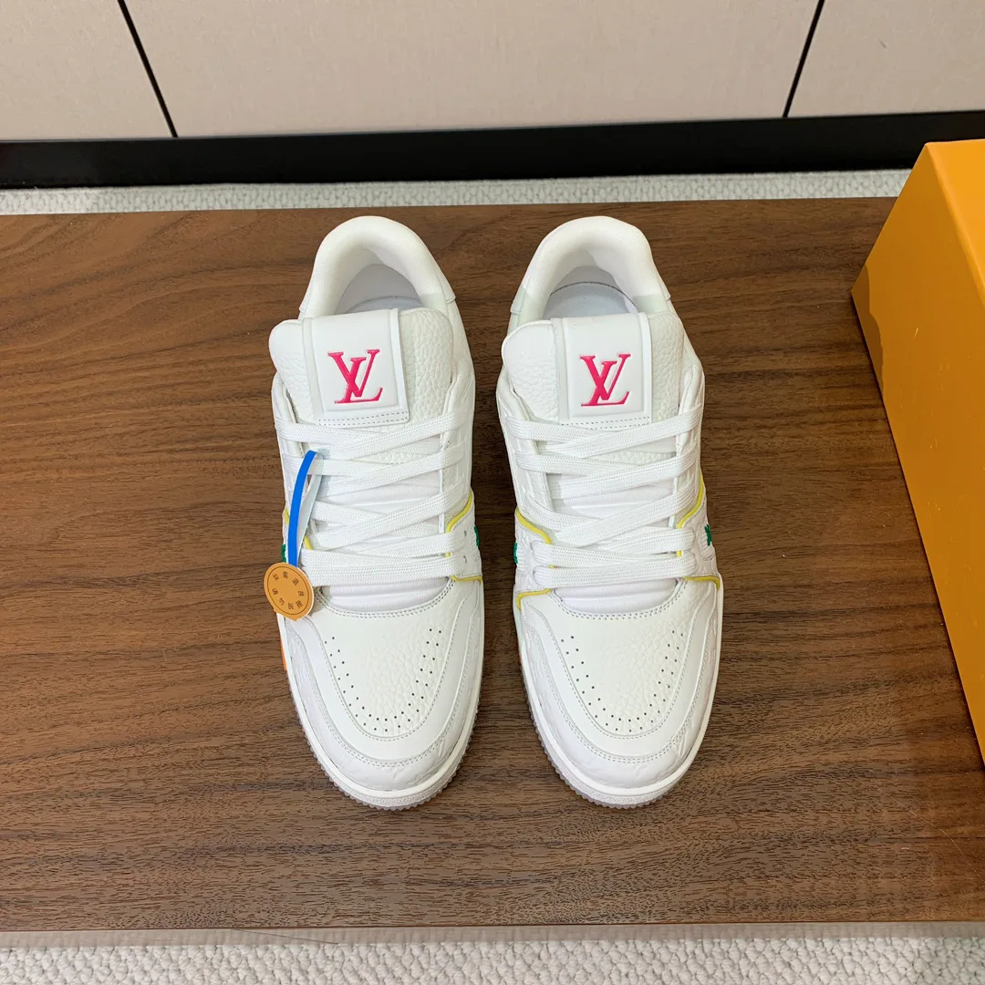 Кроссовки Женские Louis Vuitton 10236181