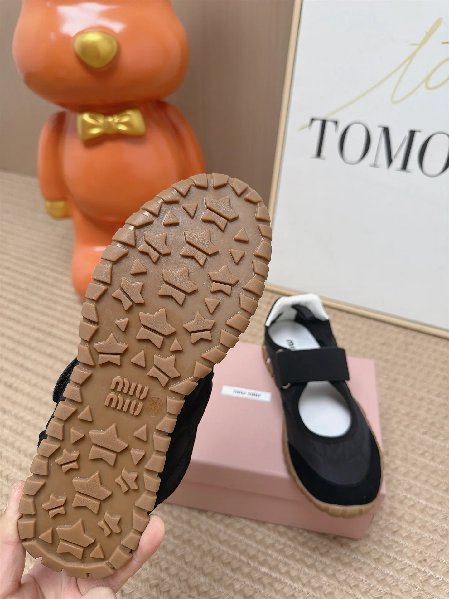 Кроссовки Женские Miu Miu 18063023
