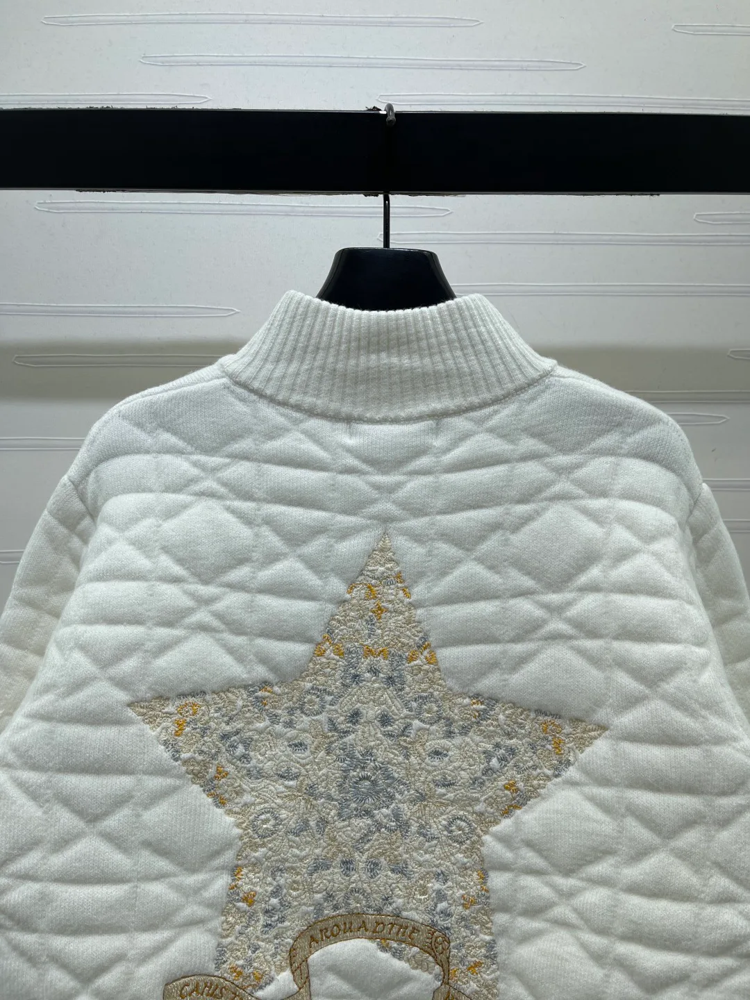 Джемперы И Свитеры Женские Christian Dior 18680776