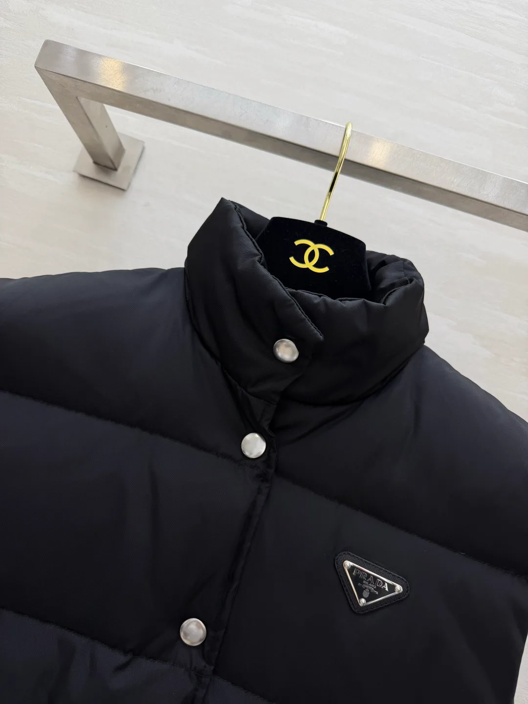 Жилеты Женские Prada 18325294