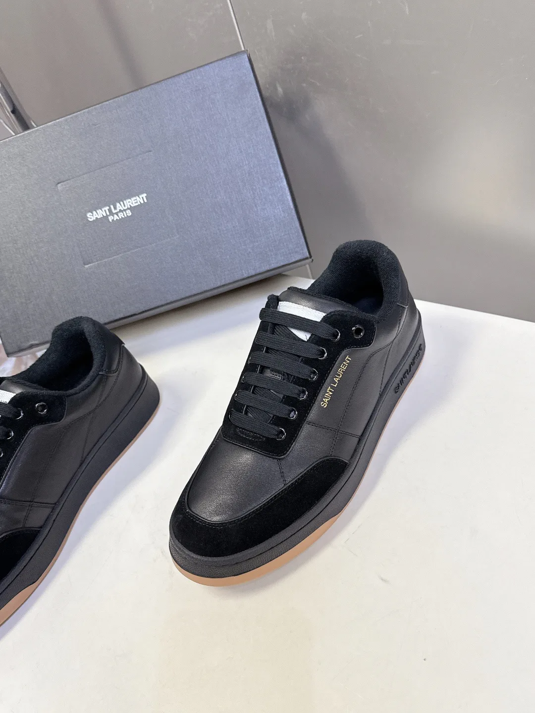 Кроссовки Женские Saint Laurent 809393