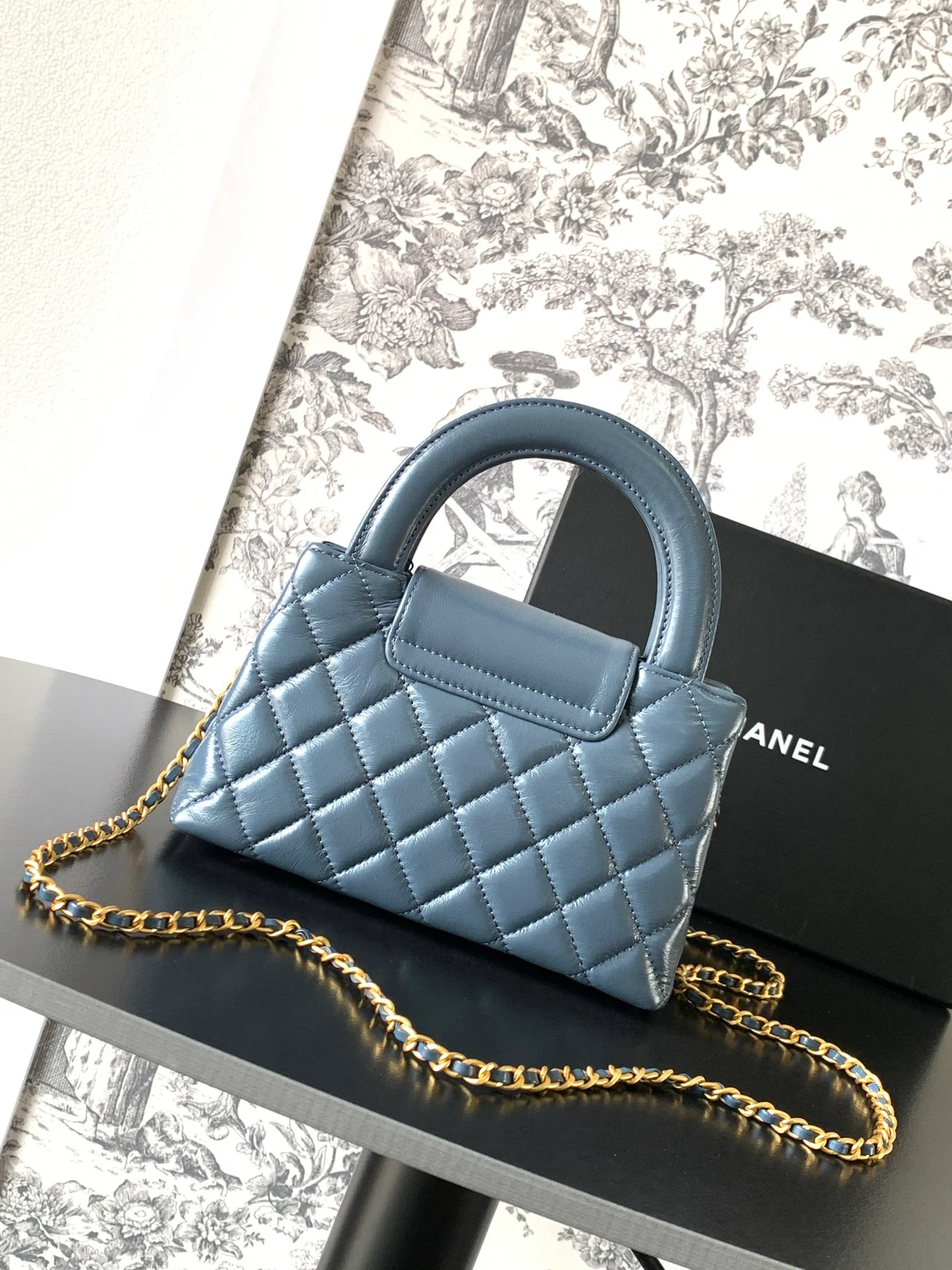 Классические Сумки Женские Chanel 17498578