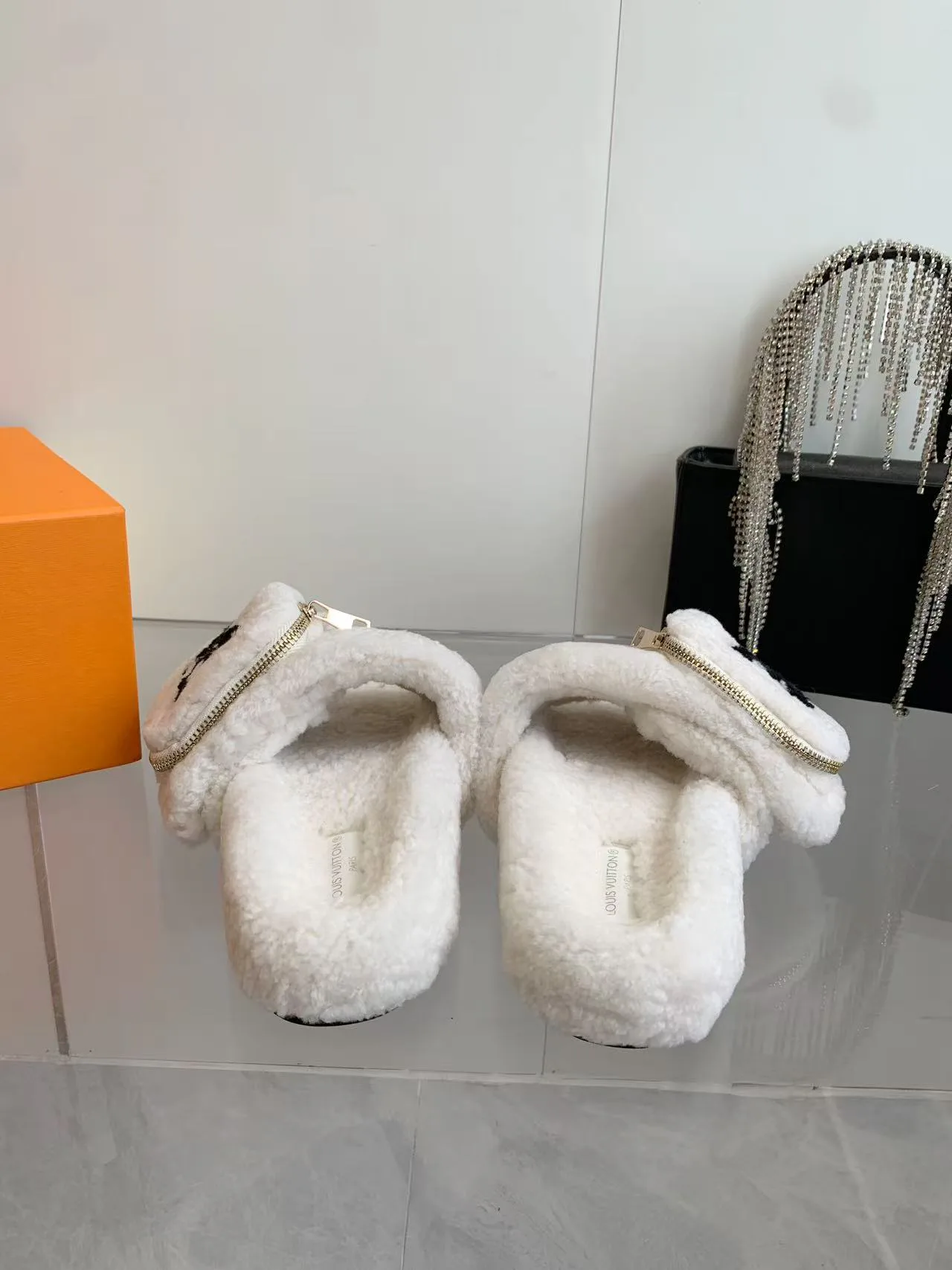 Тапочки Женские Louis Vuitton 65589