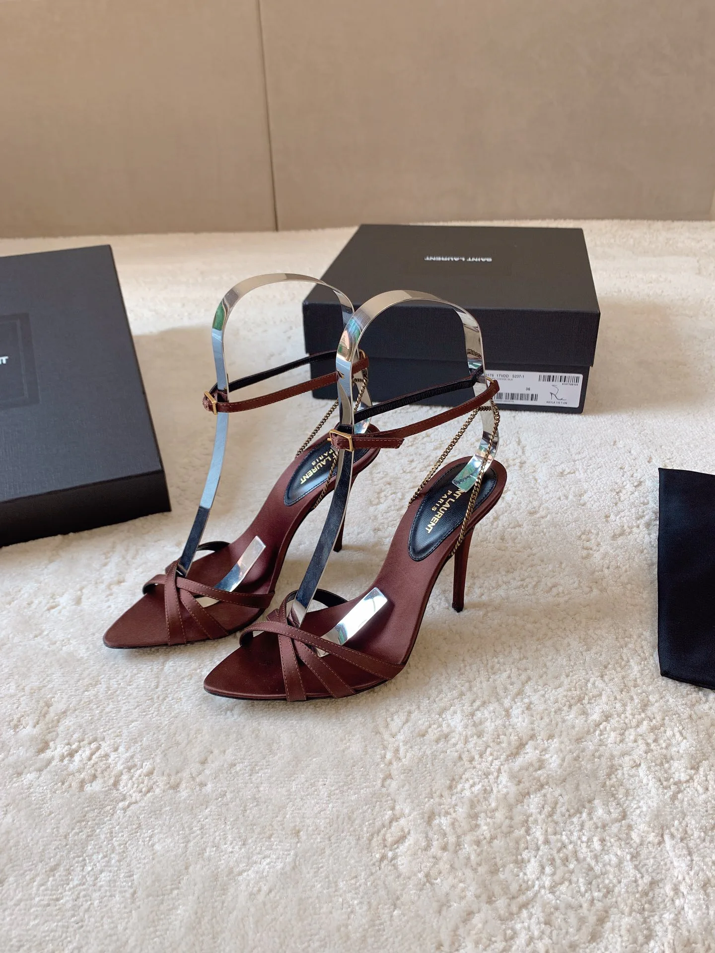 Босоножки Женские Saint Laurent 17431919