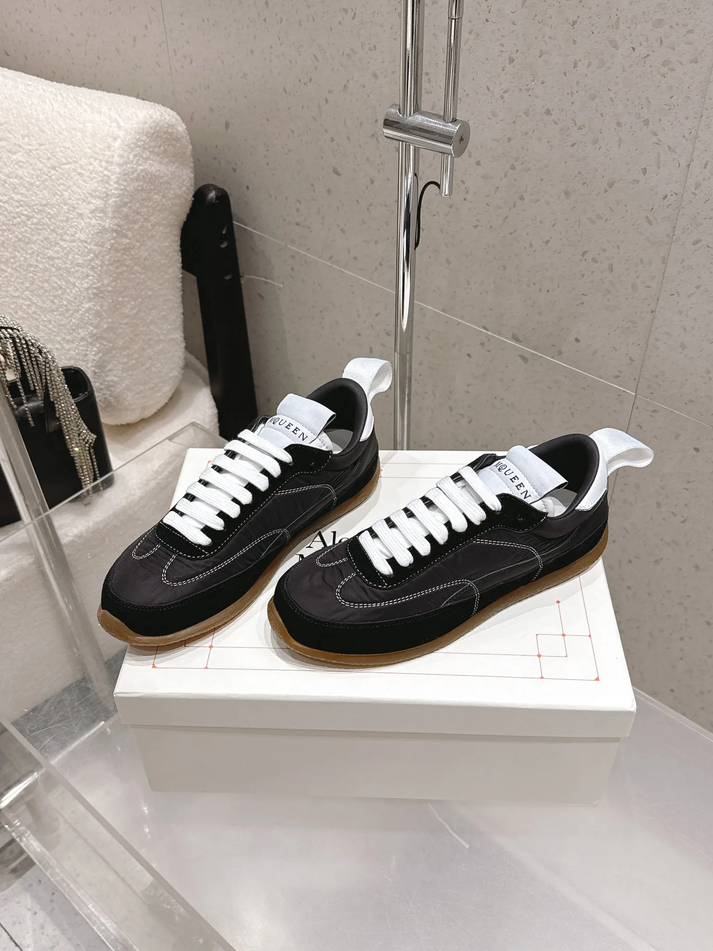 Кроссовки Мужские Alexander Mcqueen 914356