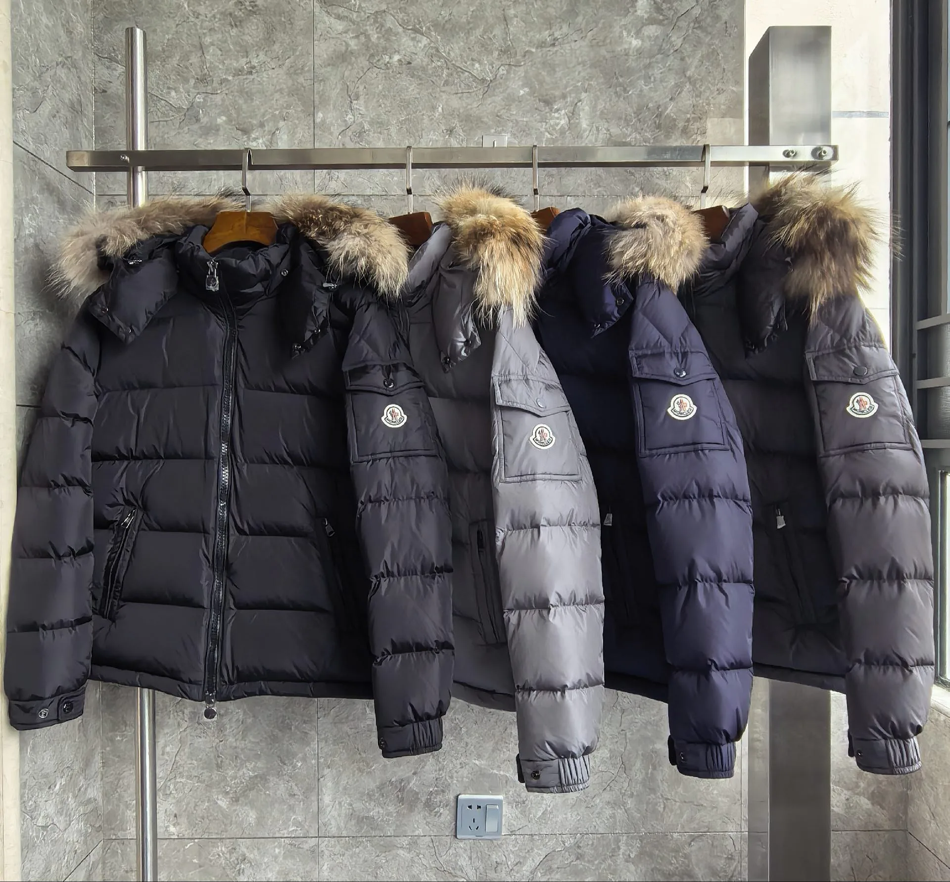Куртки И Пуховики Женские Moncler 18761341