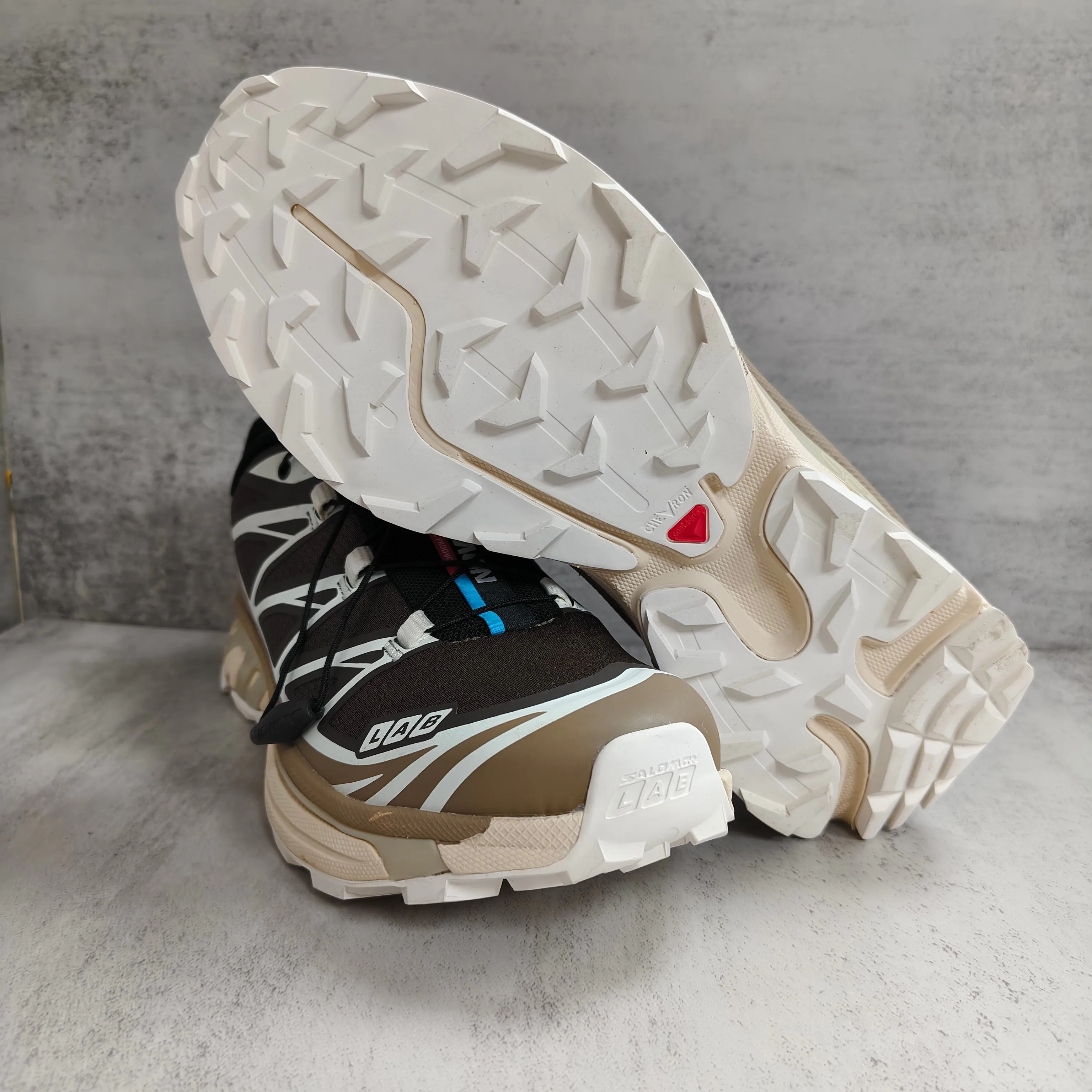 Кроссовки Женские Salomon 18039850
