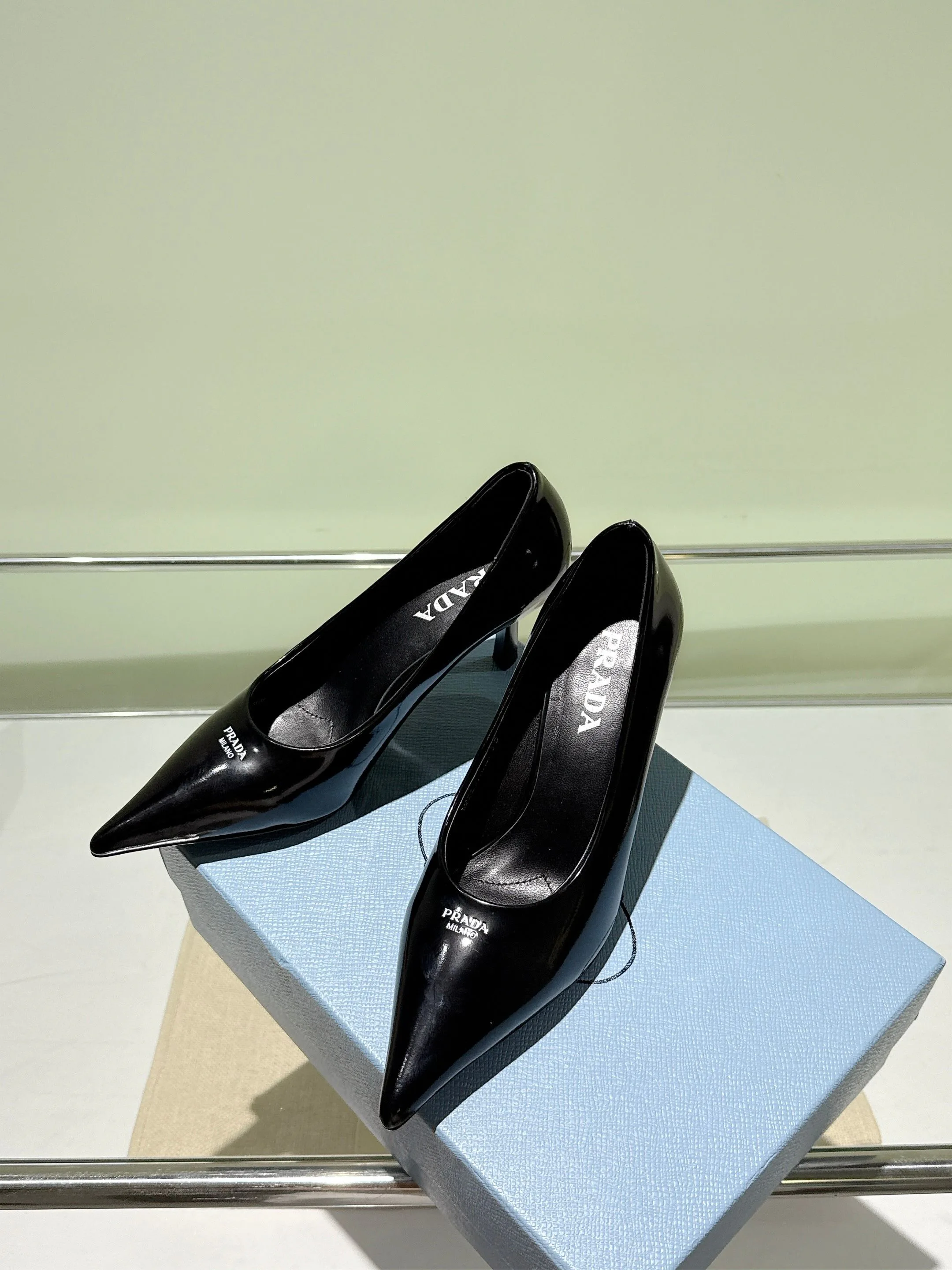Туфли Женские Prada 18083942