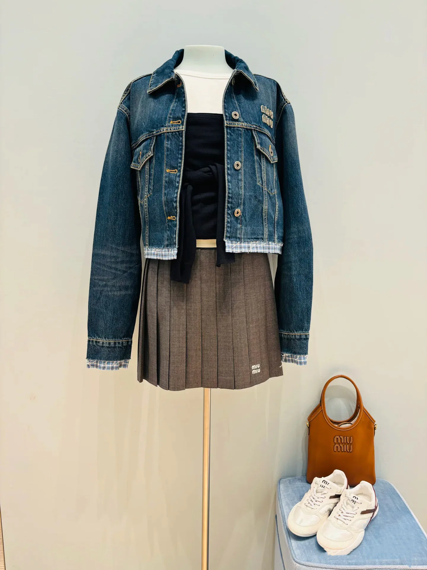 Куртки И Пуховики Женские Miu Miu 29267