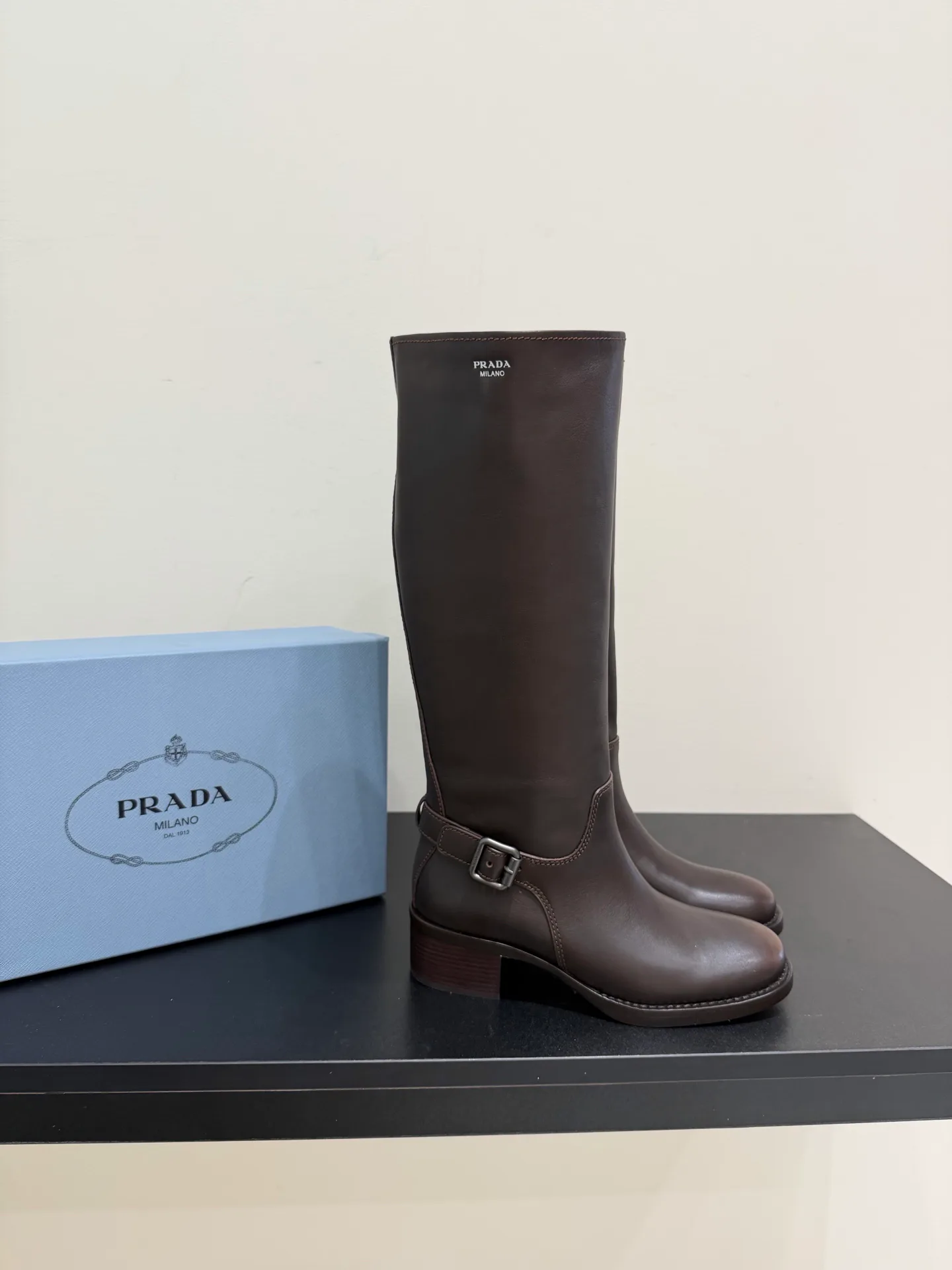 Сапоги Женские Prada 18959232