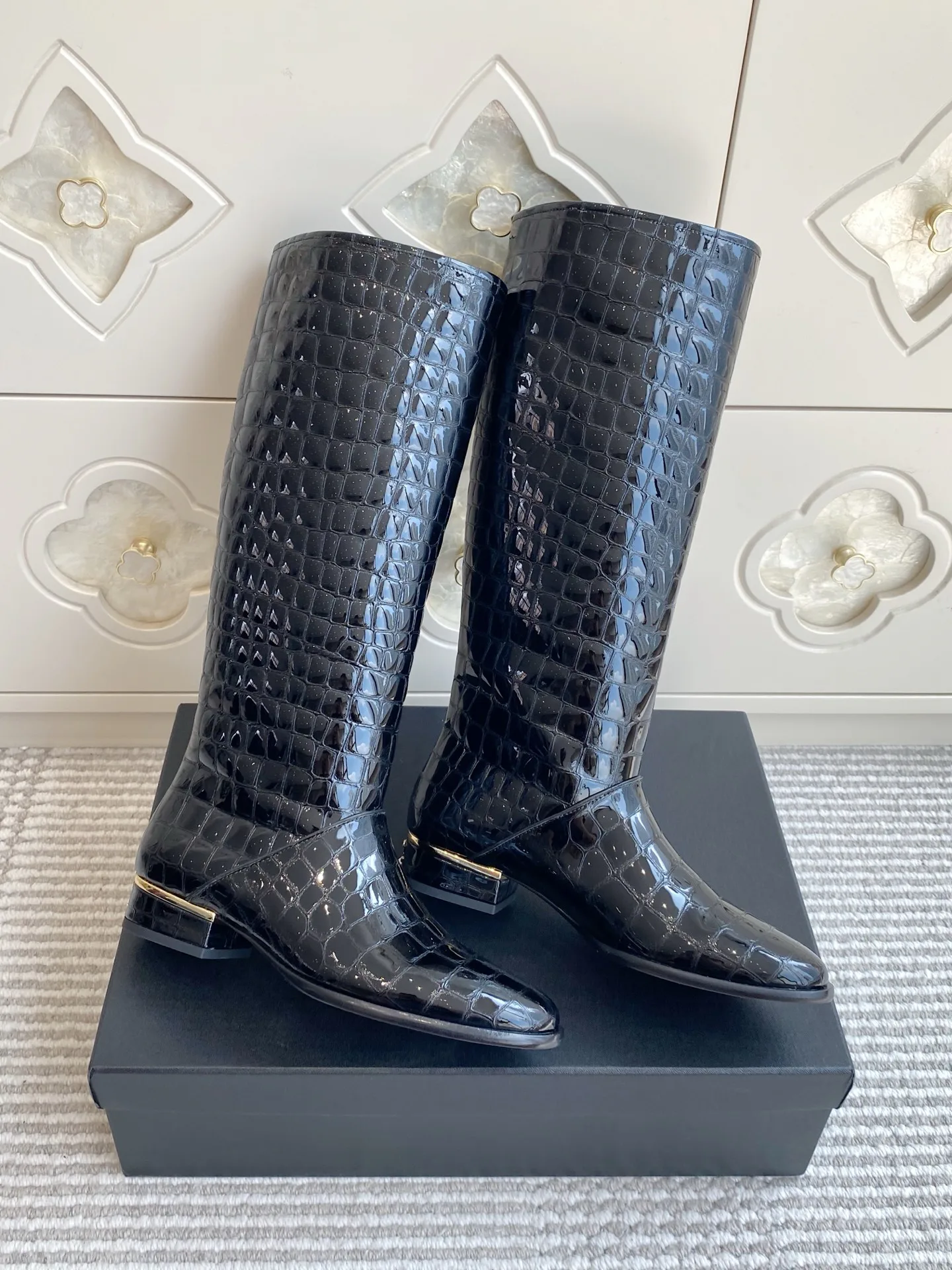 Сапоги Женские Chanel 18154650