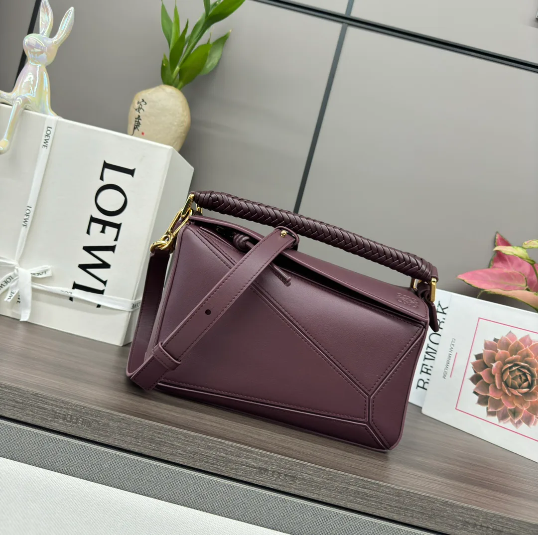 Сумки На Ремне Женские Loewe 820137