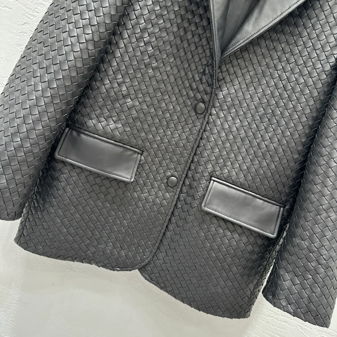 Кожаные Куртки И Дублёнки Женские Bottega Veneta 13309664