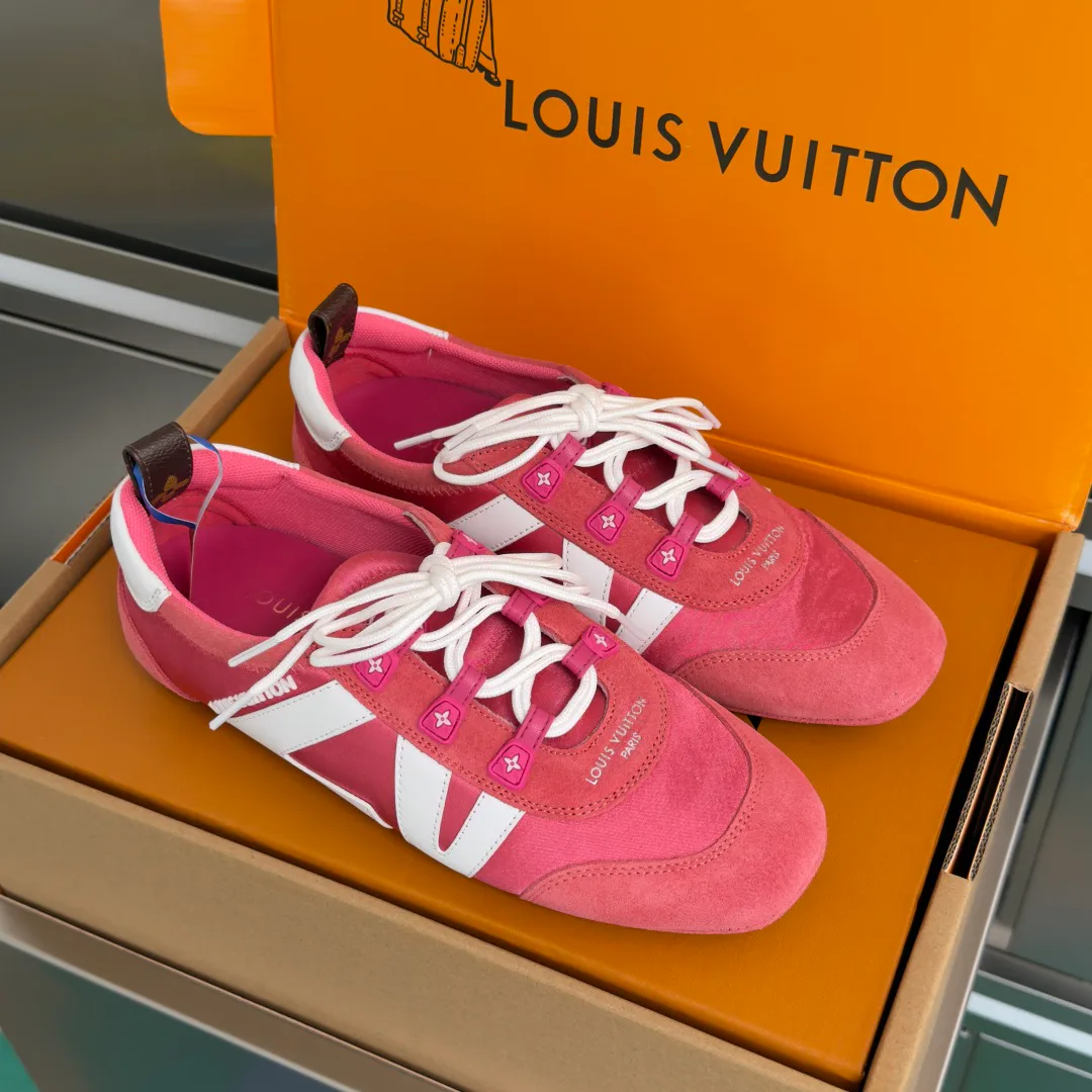 Кроссовки Женские Louis Vuitton 11235162