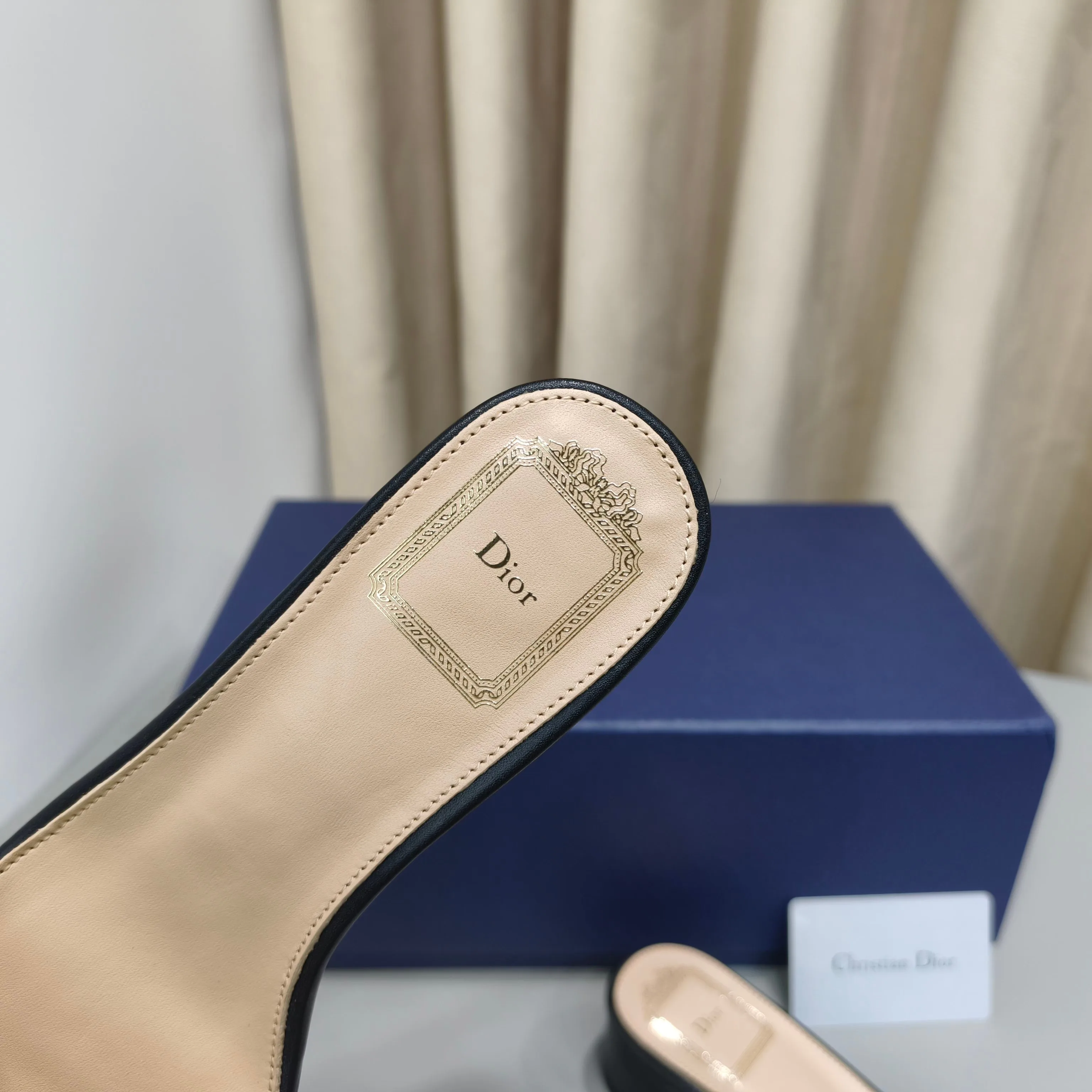 Босоножки Женские Christian Dior 17988697