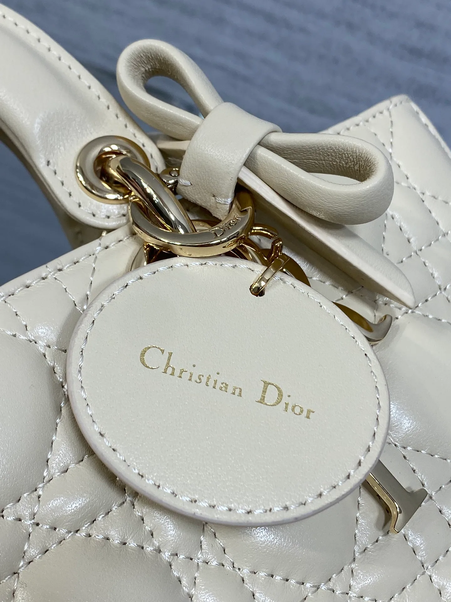 Классические Сумки Женские Christian Dior 11685176