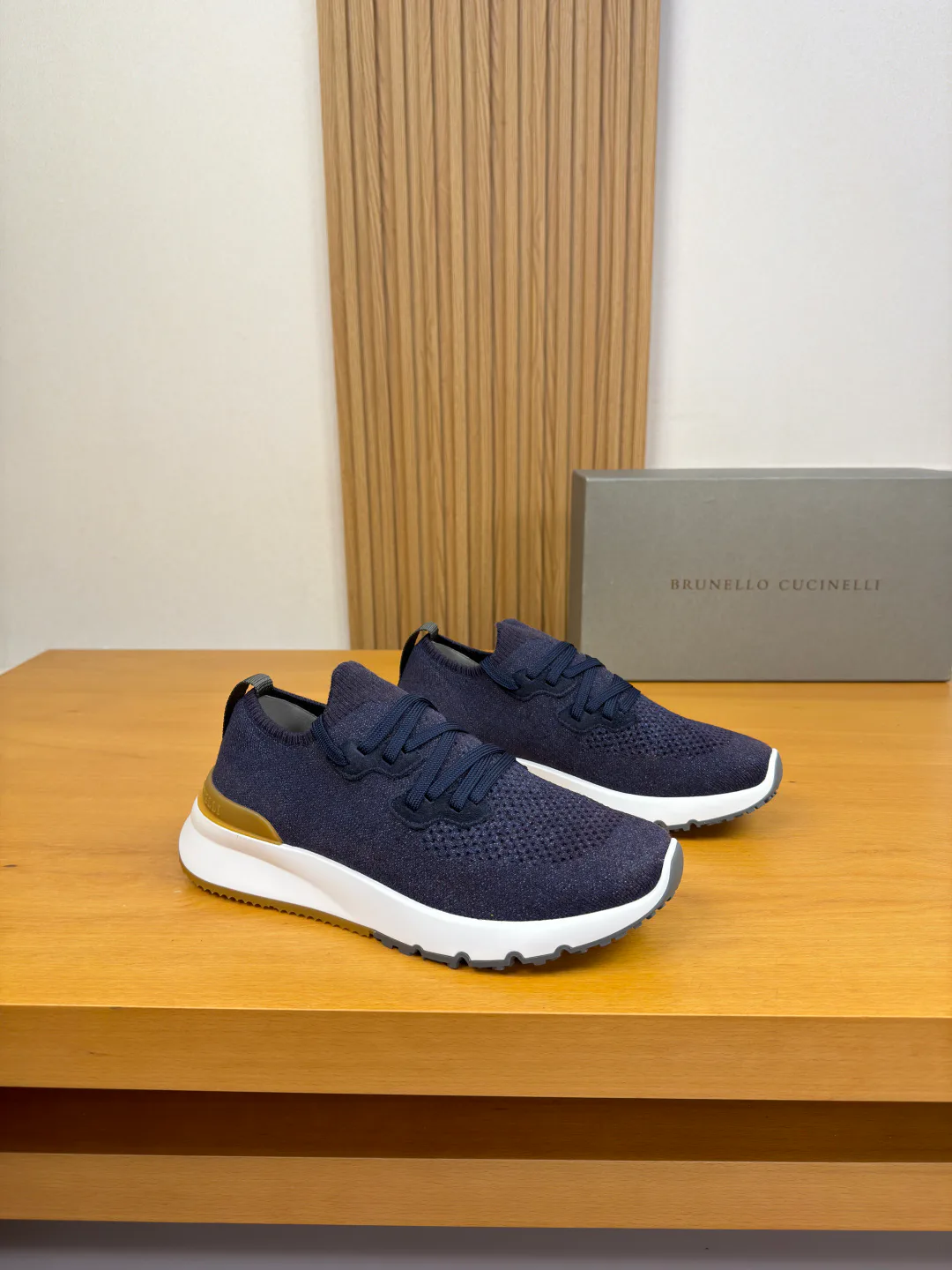 Кроссовки Мужские Brunello Cucinelli 18738935
