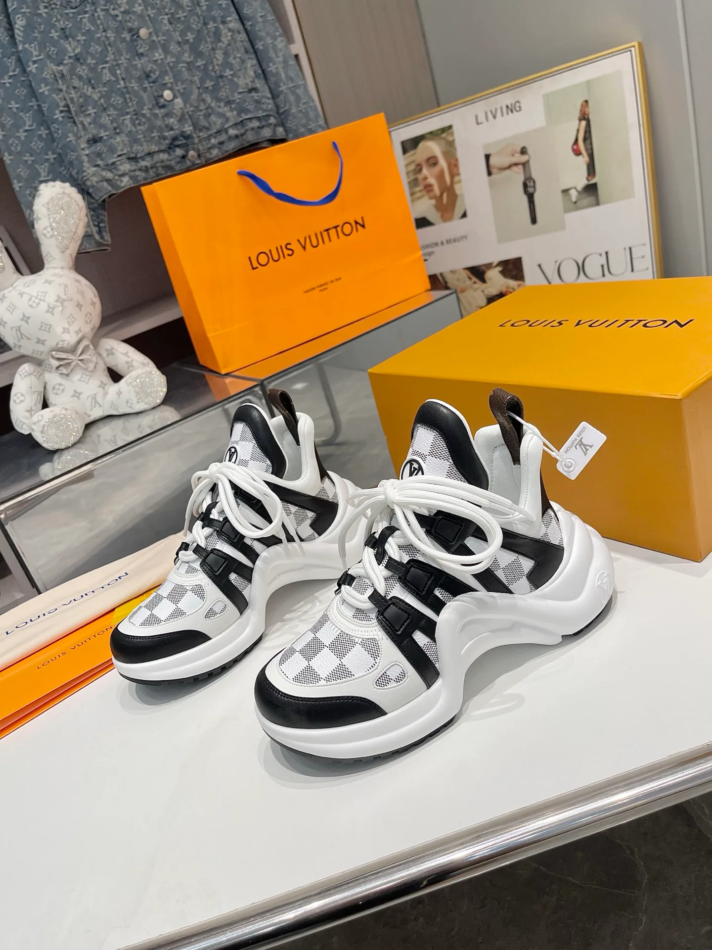 Кроссовки Женские Louis Vuitton 28152