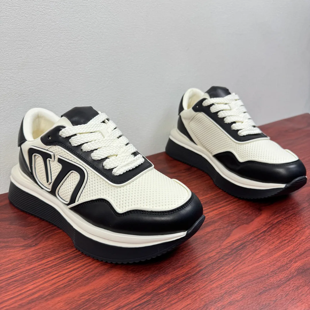 Кроссовки Мужские Valentino 11073681