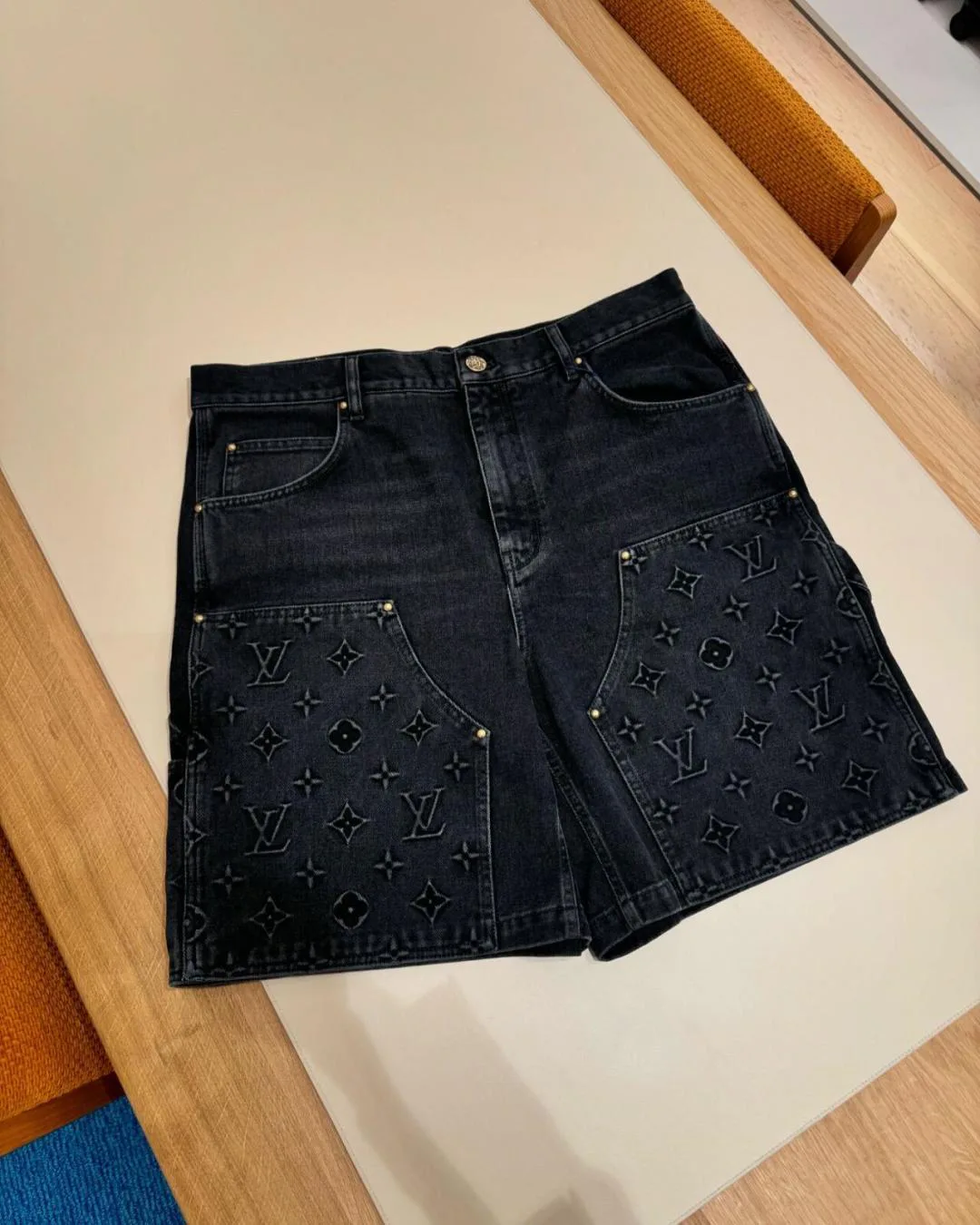 Шорты Мужские Louis Vuitton 13187797