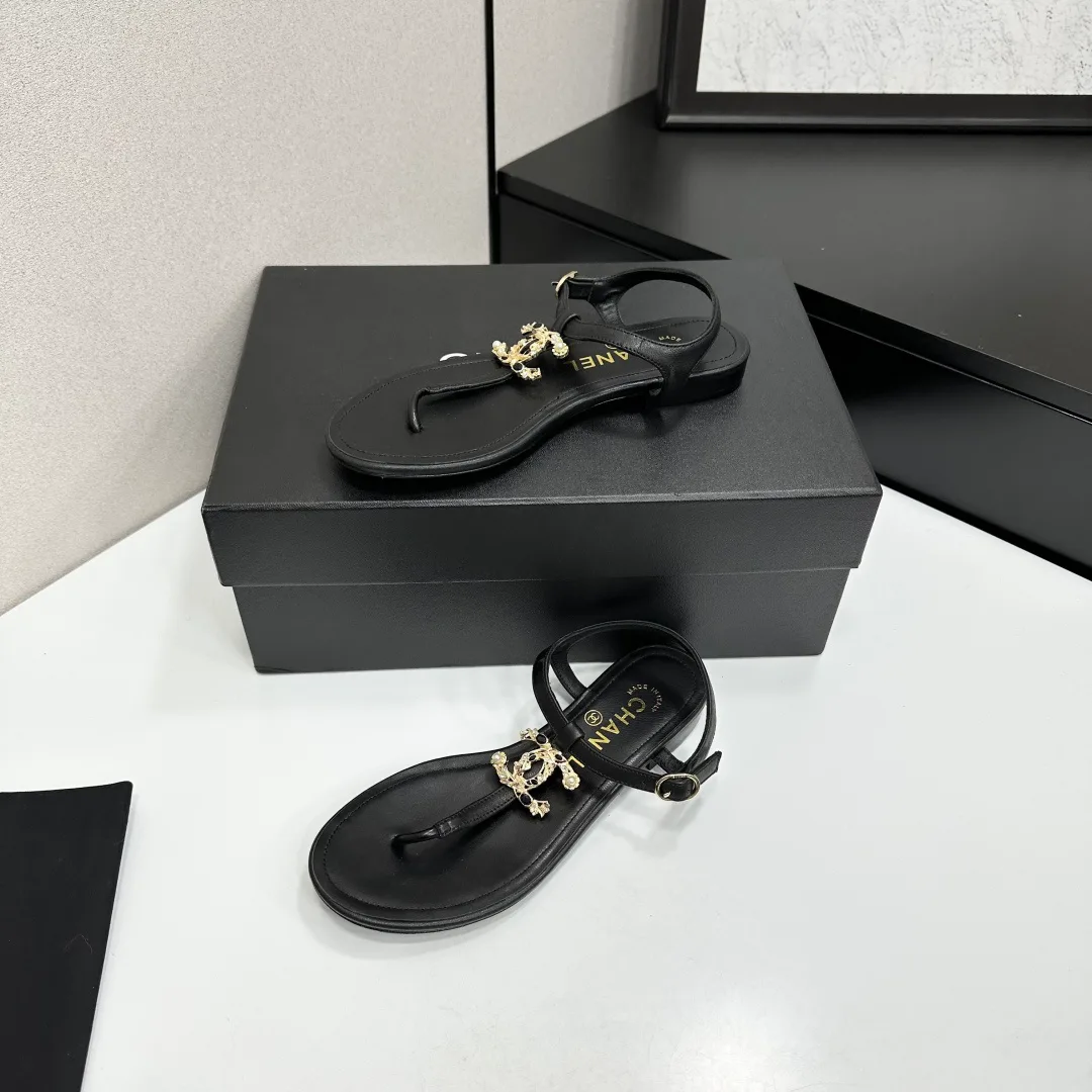 Сандалии Женские Chanel 11579287