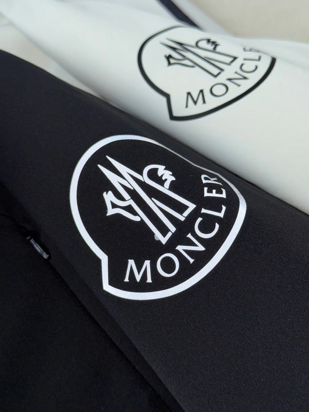 Куртки И Пуховики Женские Moncler 18728791