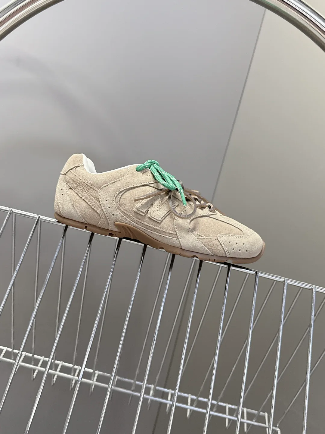 Кроссовки Женские Miu Miu 13454791