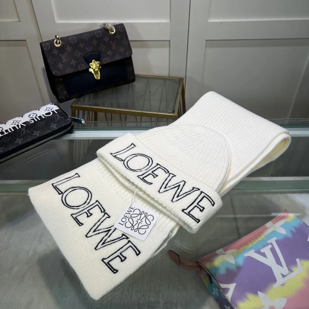 Головные Уборы Loewe 823943