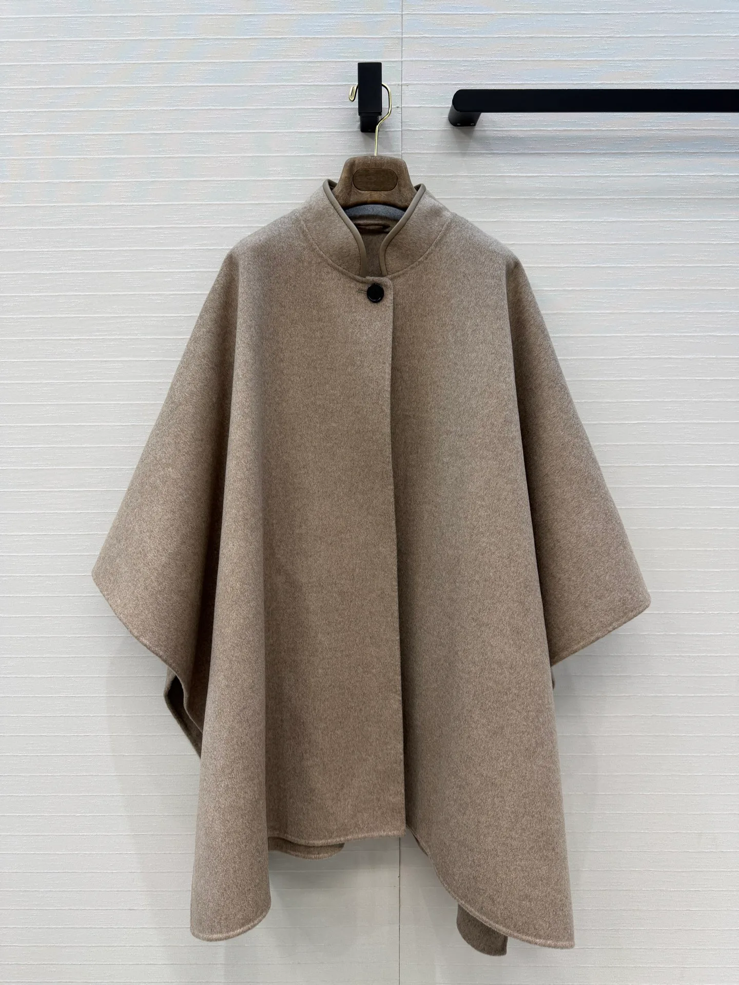 Пальто Женские Loro Piana 19494990