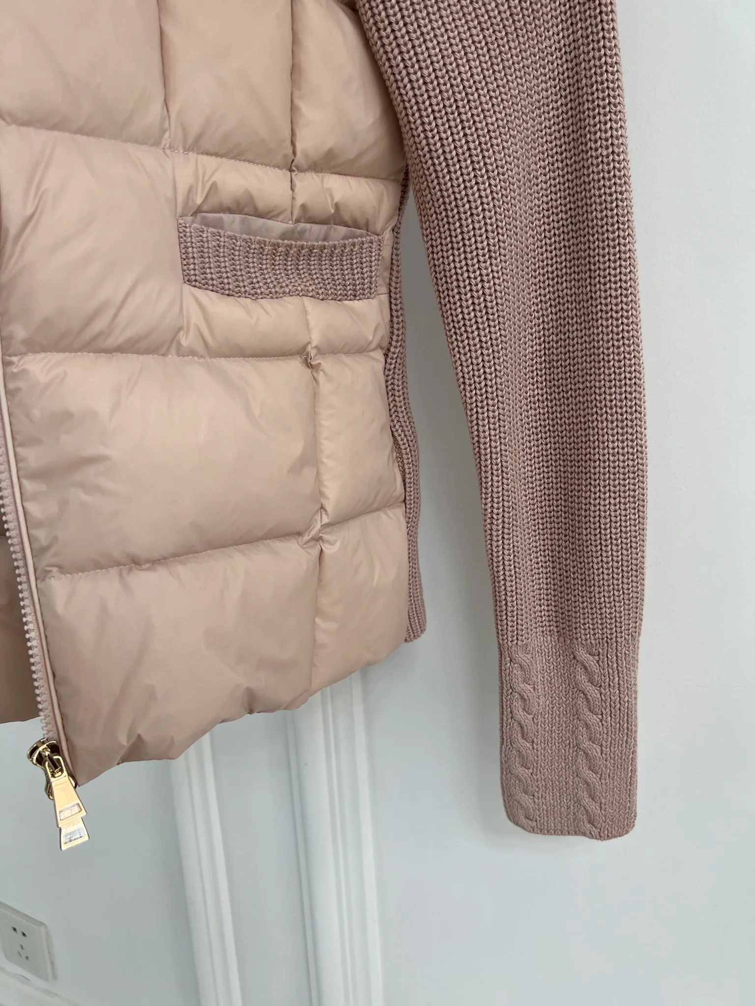 Куртки И Пуховики Женские Moncler 18416258