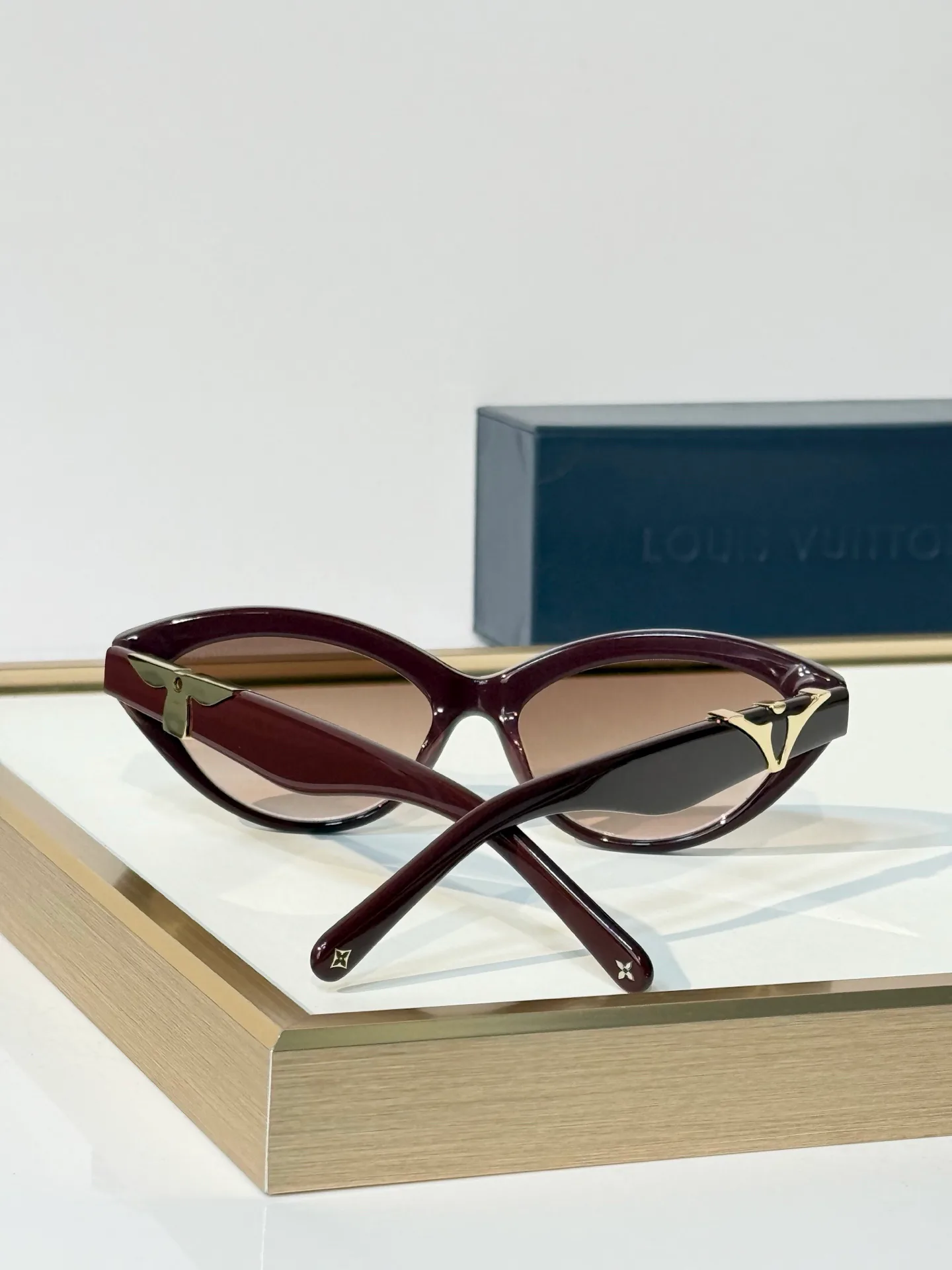 Очки Louis Vuitton 18117697