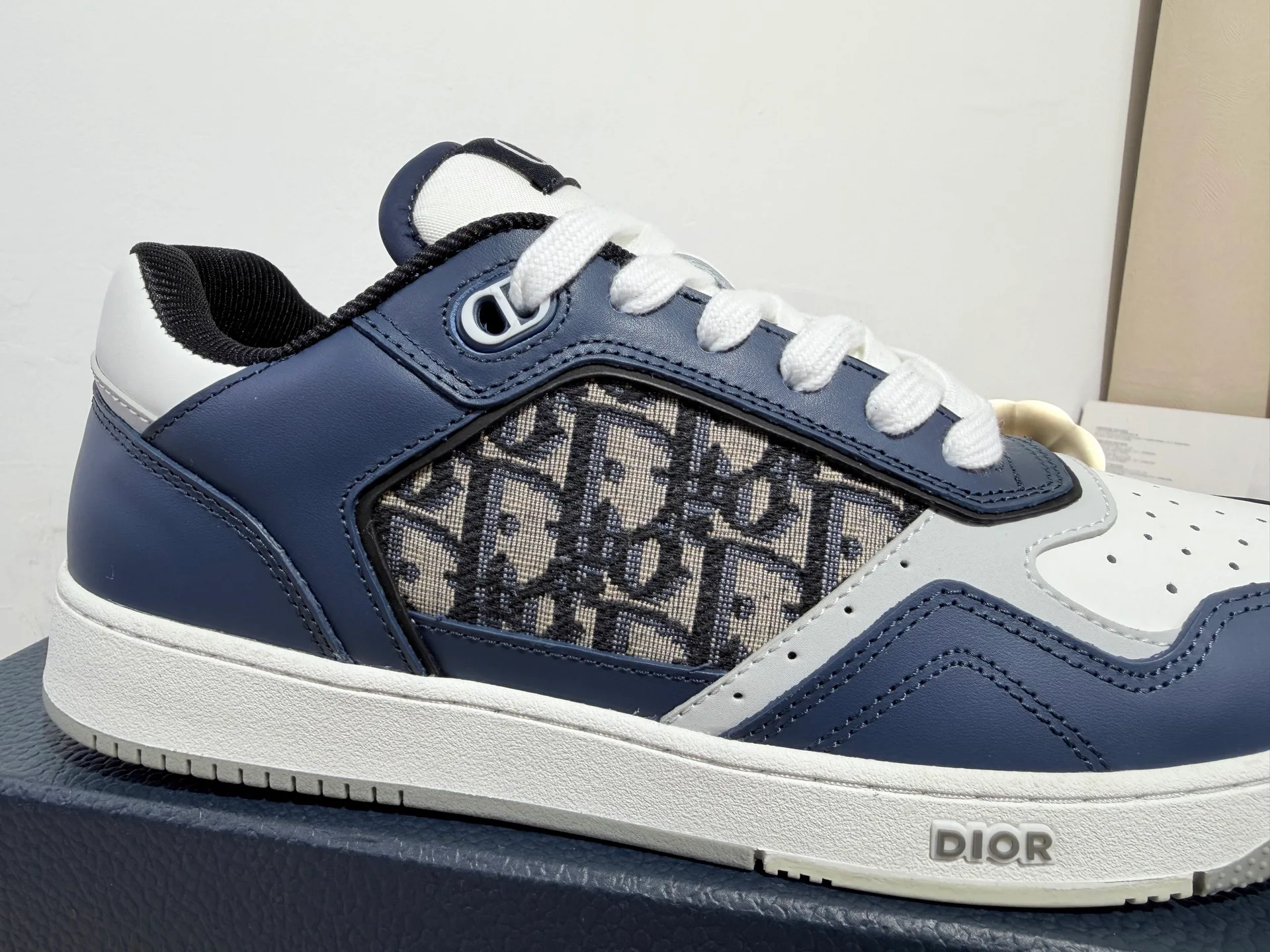 Кроссовки Женские Christian Dior 11456073