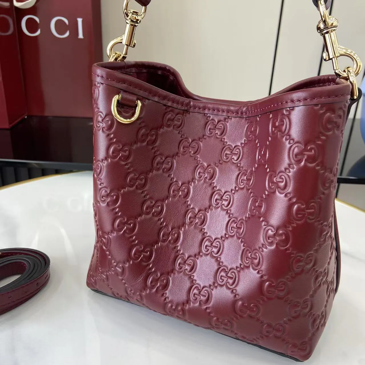 Сумки На Ремне Женские Gucci 393571