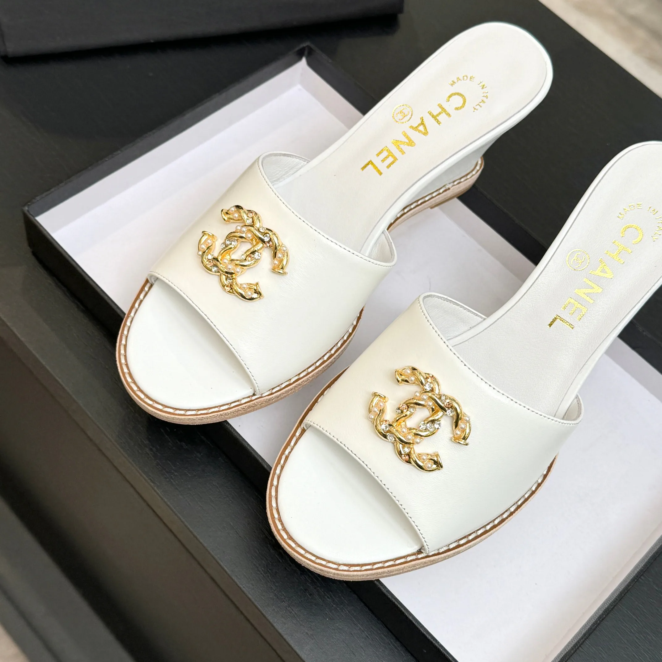 Босоножки Женские Chanel 10235894