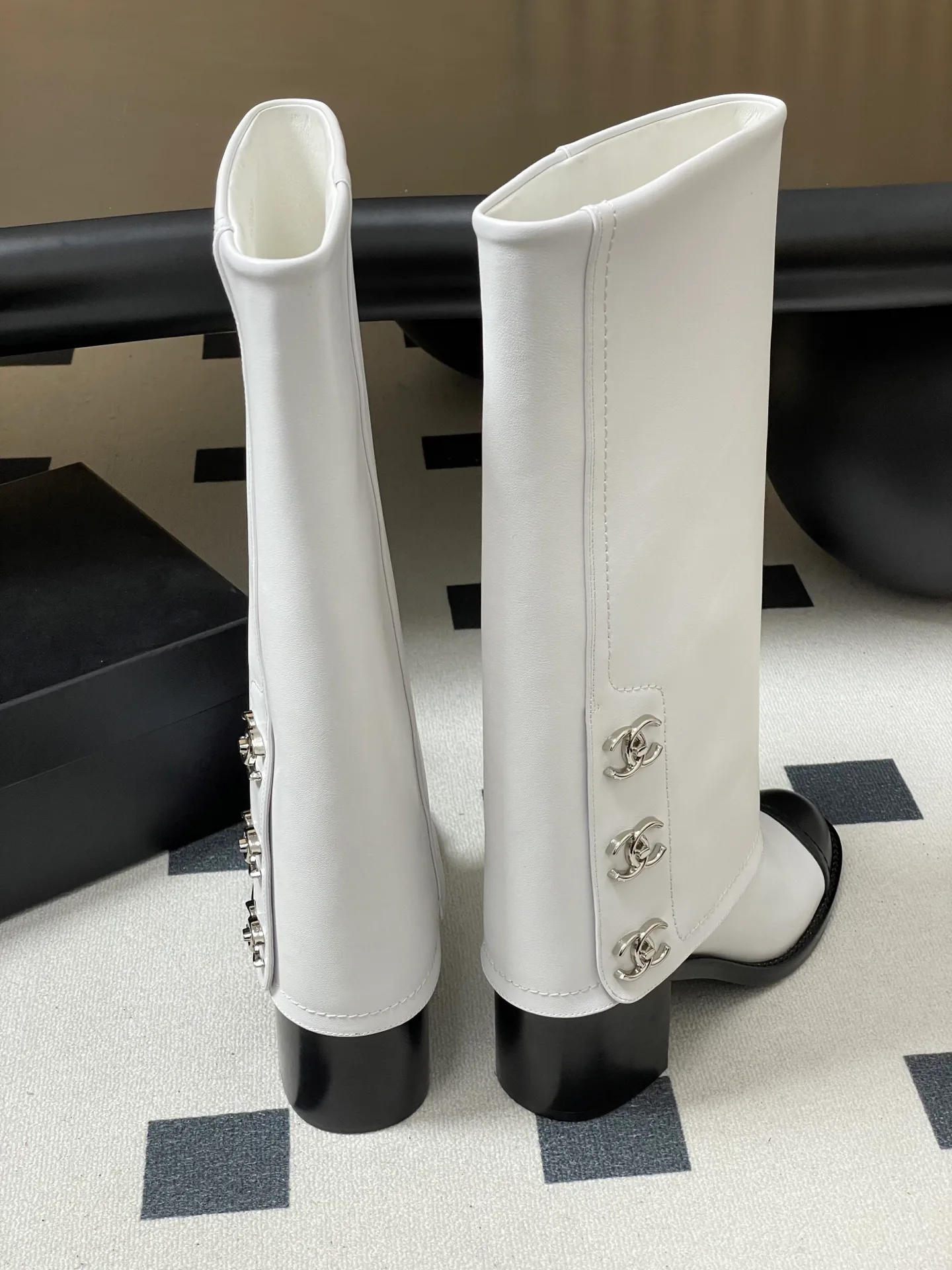 Сапоги Женские Chanel 1284424