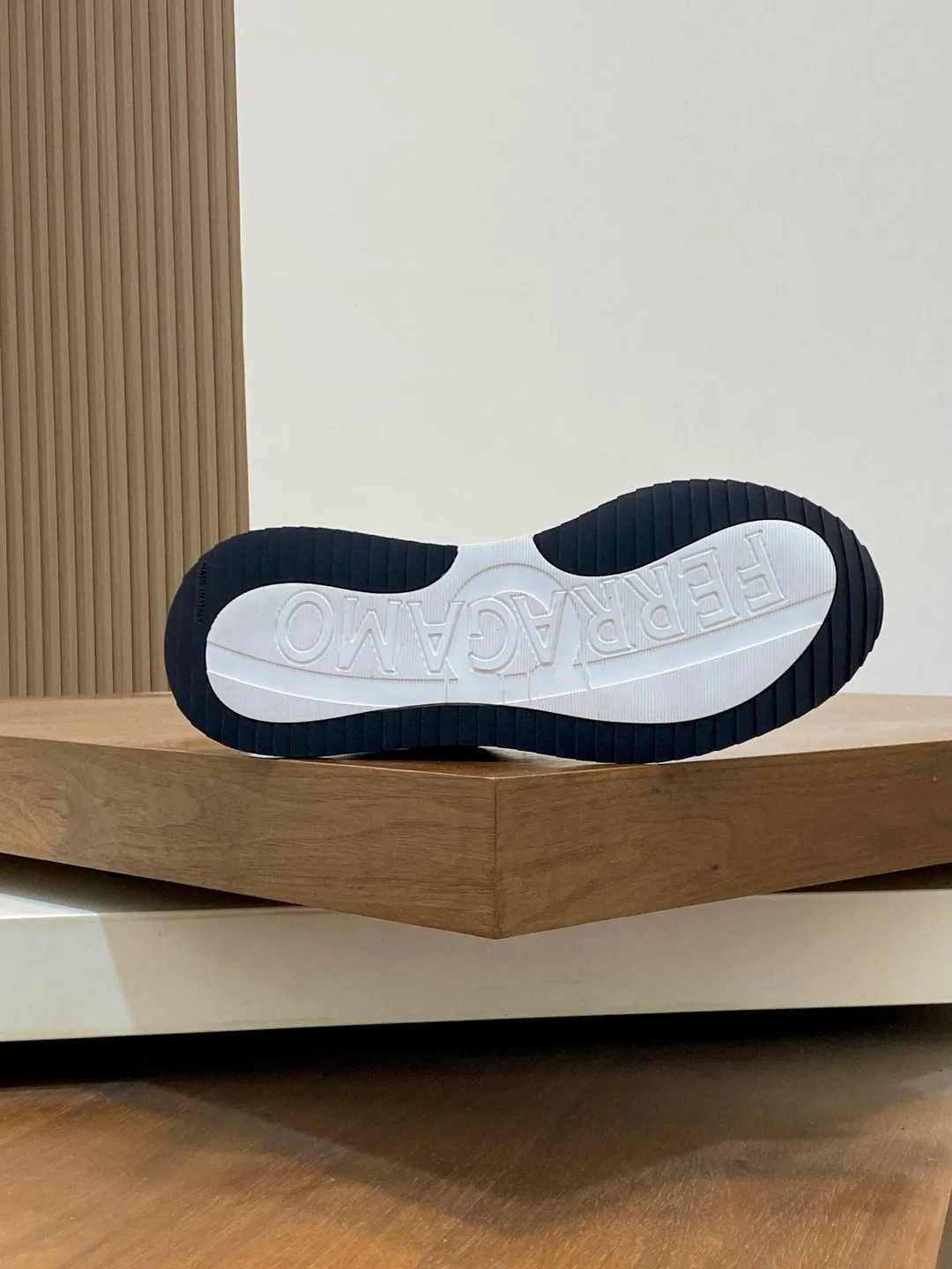 Кроссовки Мужские Salvatore Ferragamo 1498276