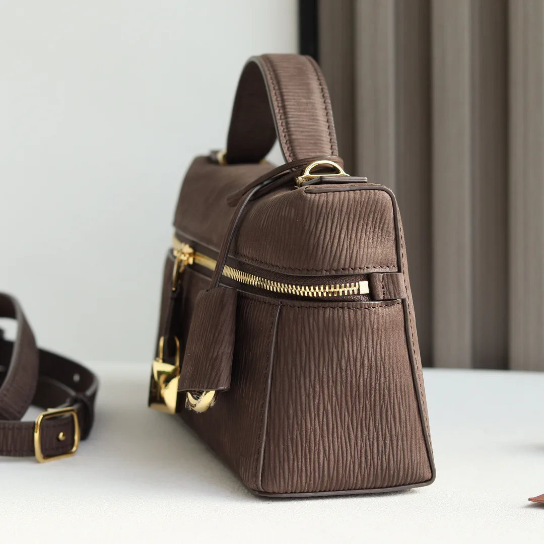 Сумки На Ремне Женские Loro Piana 963031